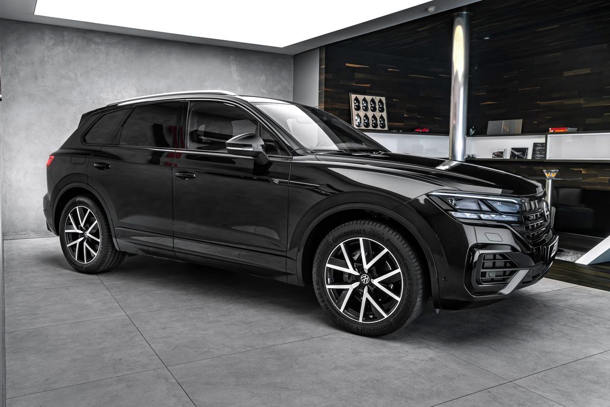 Volkswagen Touareg, R-line 4M Vzduch IQ Ergo - fotka 4