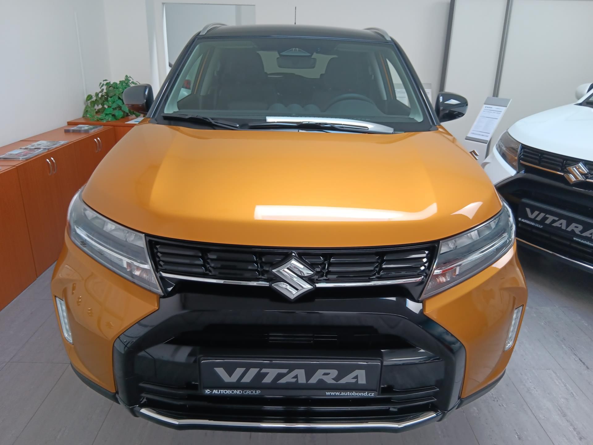 Suzuki Vitara, ELEGANCE 1,4 HYBRID A/T 4x4 MY - fotka 2