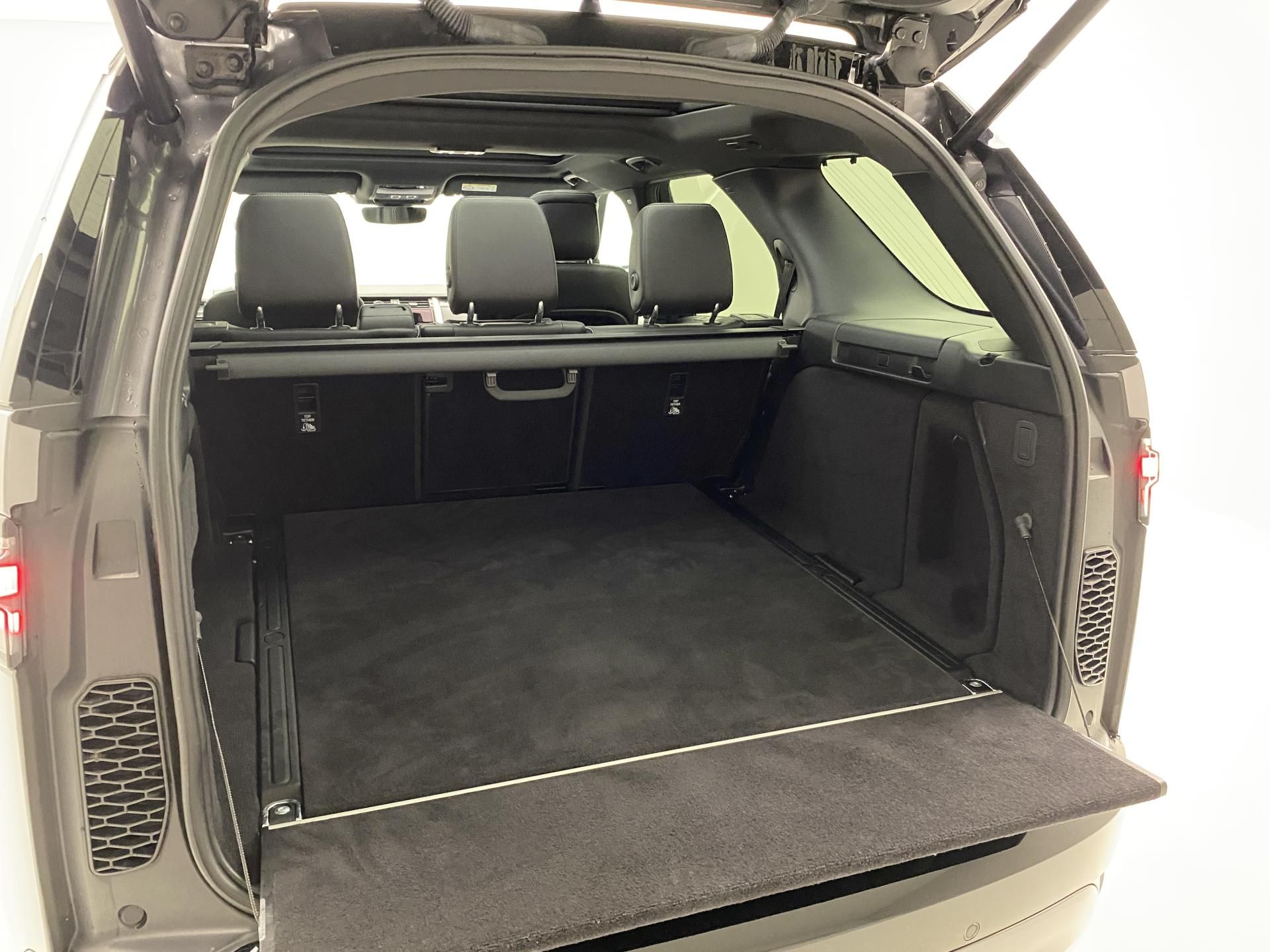 Land Rover Discovery, D250 DYNAMIC SE AWD AUT - fotka 4