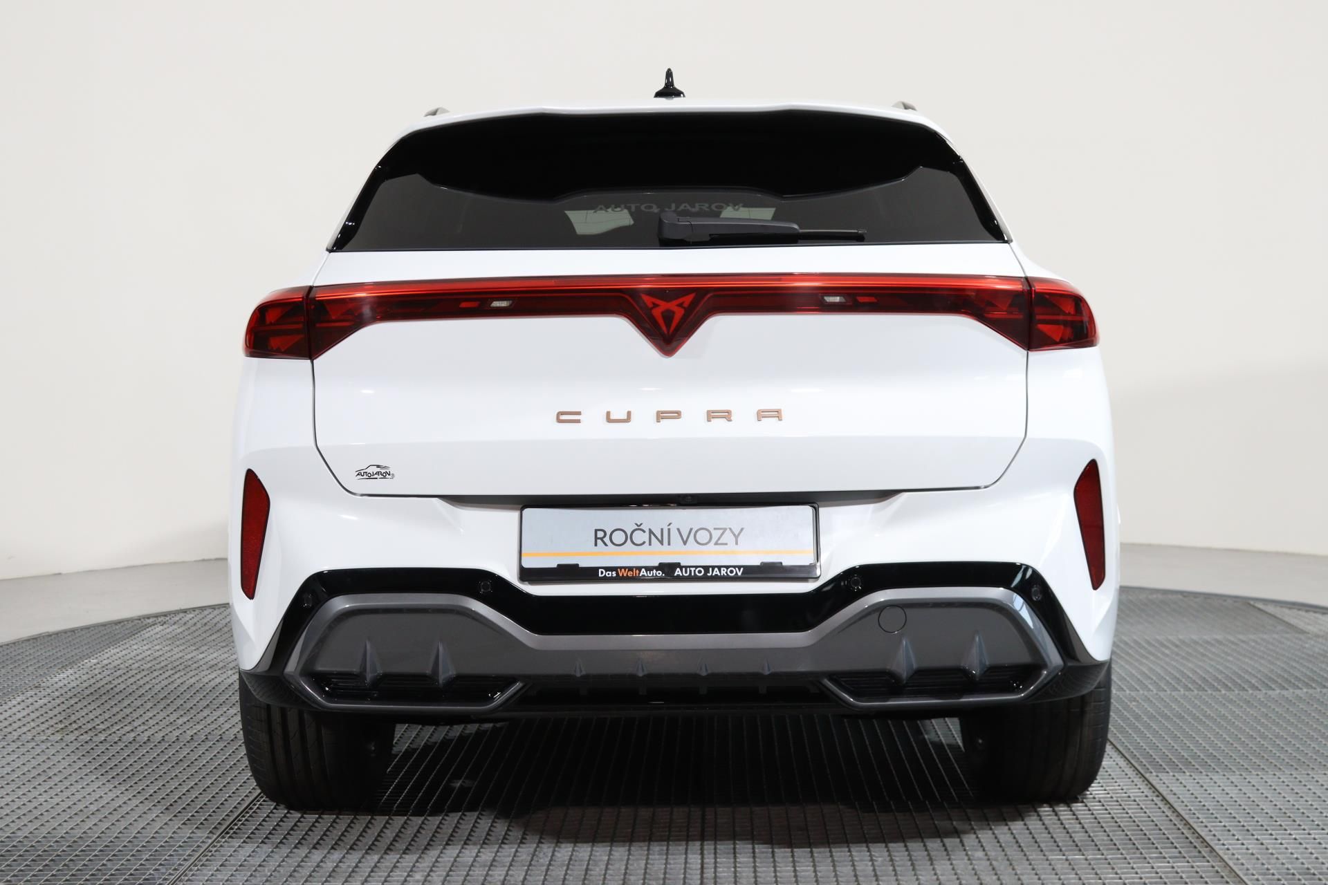 Cupra Terramar, 2.0 TSI 204k DSG 4WD/ EL.TAŽNÉ - fotka 6