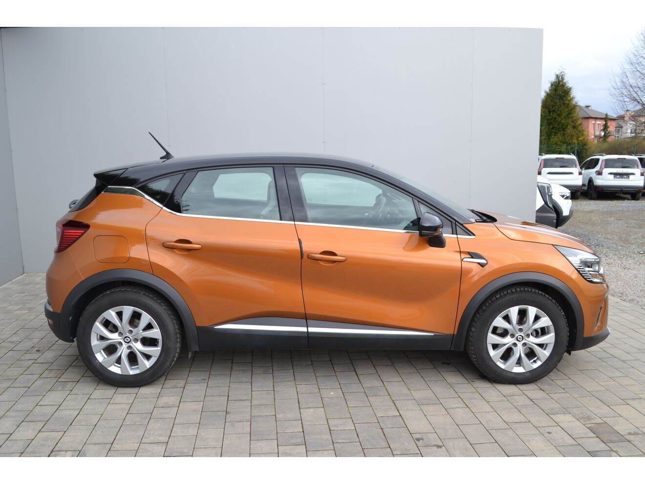 Renault Captur, Intens E-TECH HYBRID 145 - fotka 6