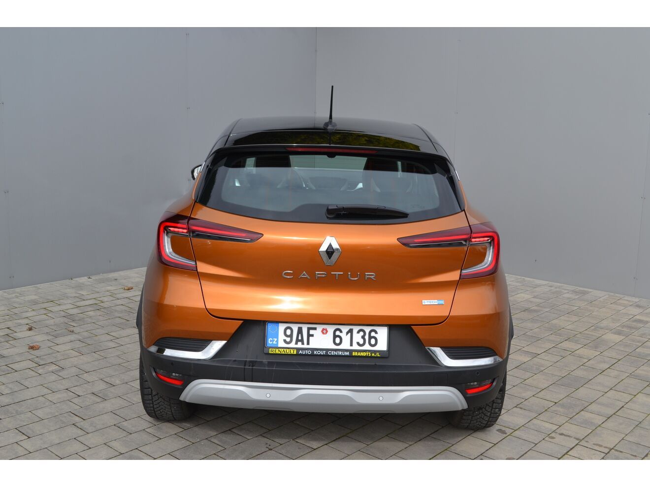 Renault Captur, Intens E-TECH HYBRID 145 - fotka 4