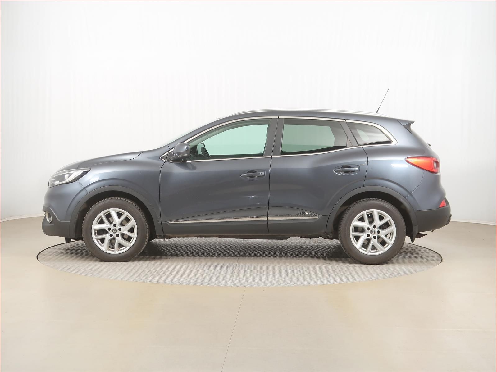 Renault Kadjar, 1.2 TCe, Navi - fotka 3