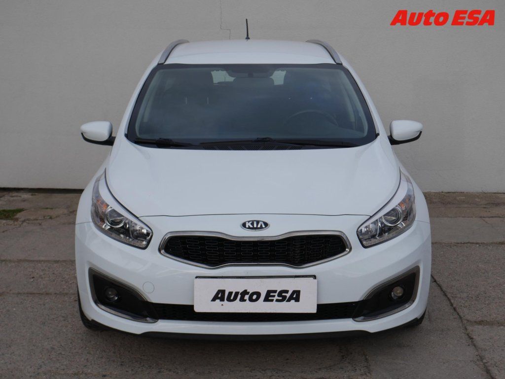 Kia Cee´d, 1.6 CRDi,ČR,AC,tempo - fotka 2