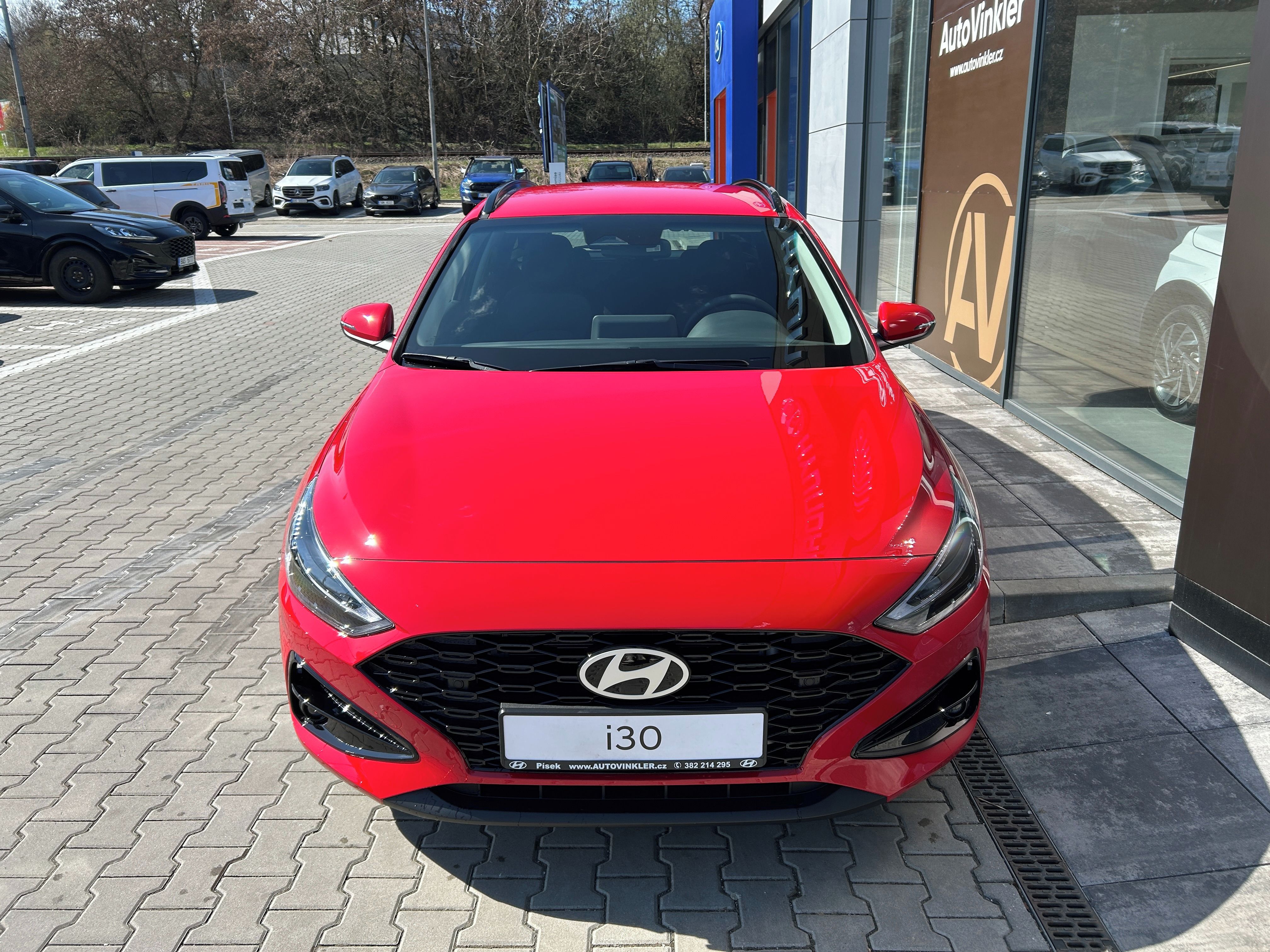 Hyundai i30, WG 26 1,0 TGDI MT GO Czech! - fotka 2