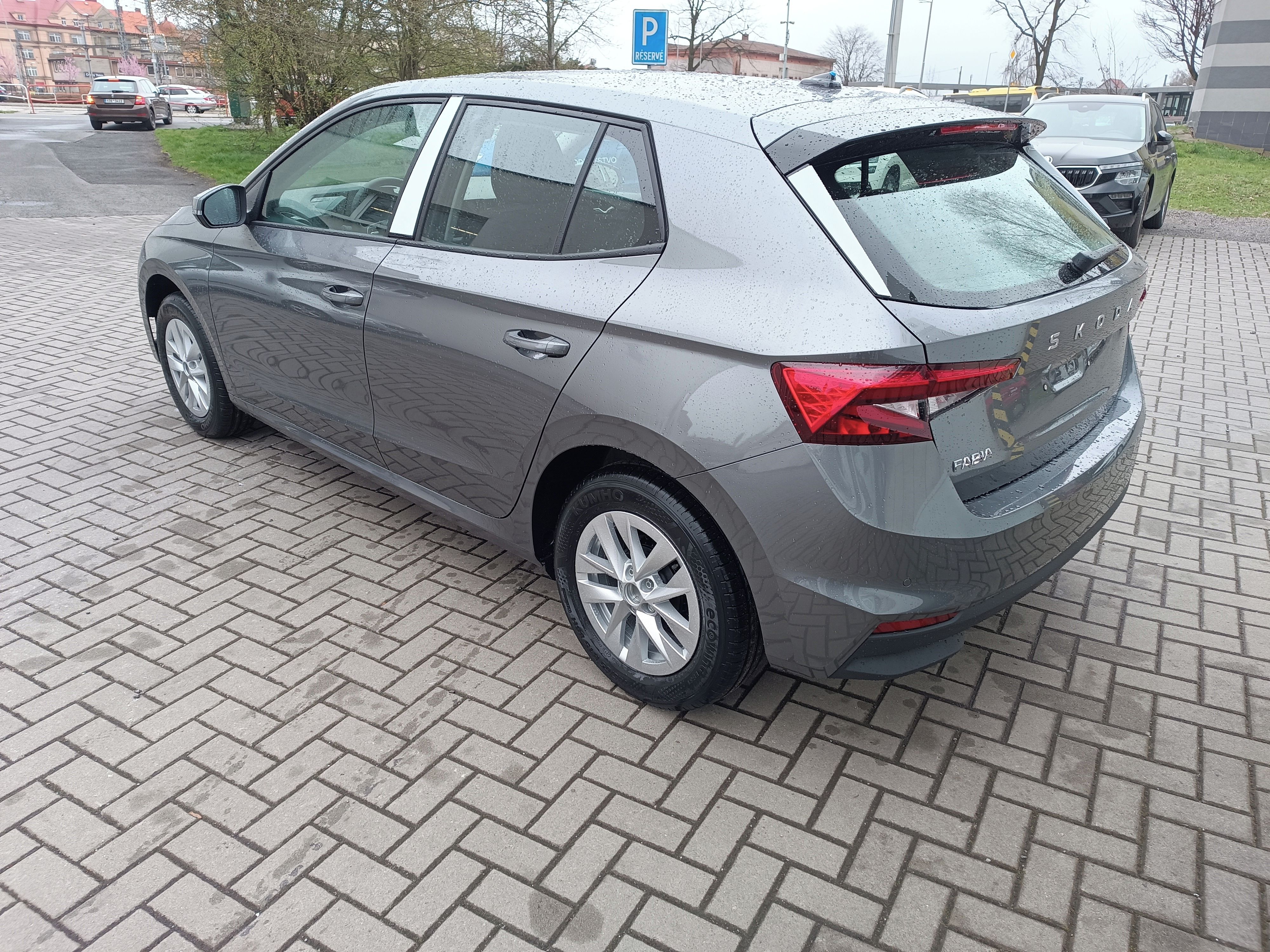 Škoda Fabia, Classic 1,0MPI 59kw 5st. man - fotka 4