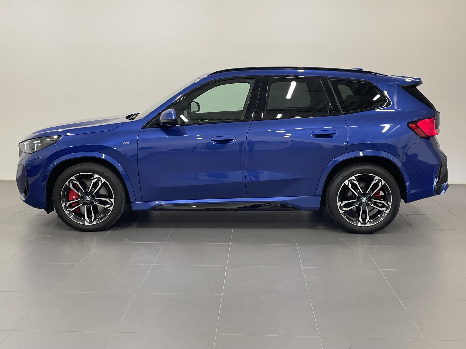 BMW X1, X1 18i sDrive M-Paket PRO - fotka 3