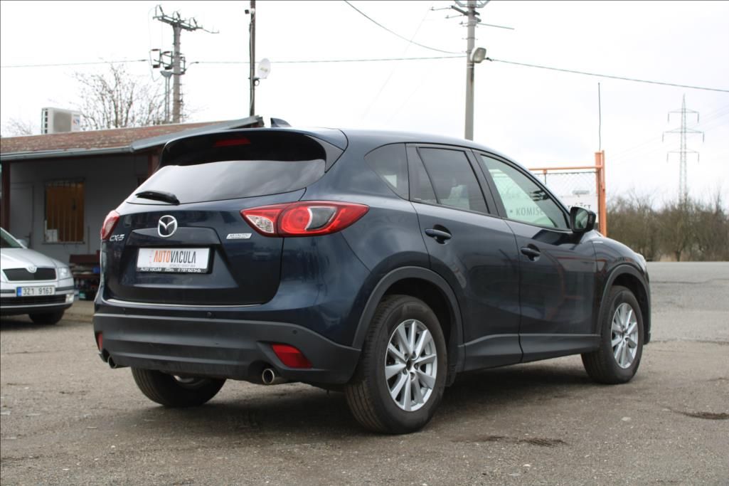 Mazda CX-5, 2,2 D Skyactiv  NAVI,XENONY,ČR - fotka 5