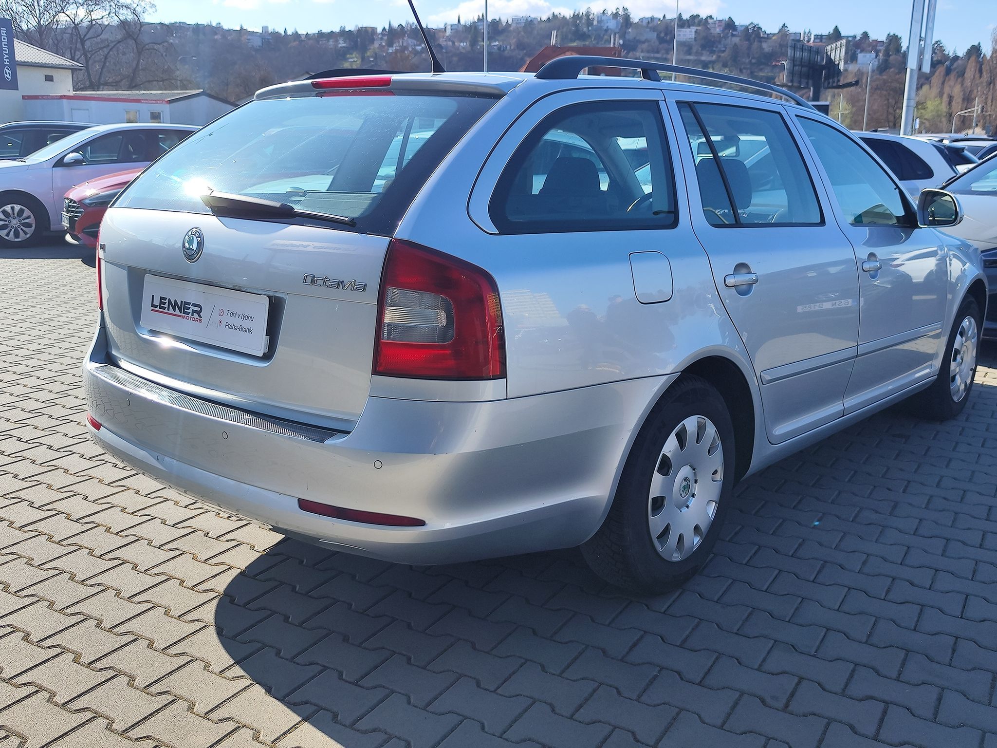 Škoda Octavia, 2.0 TDi/103kW Elegance - fotka 5