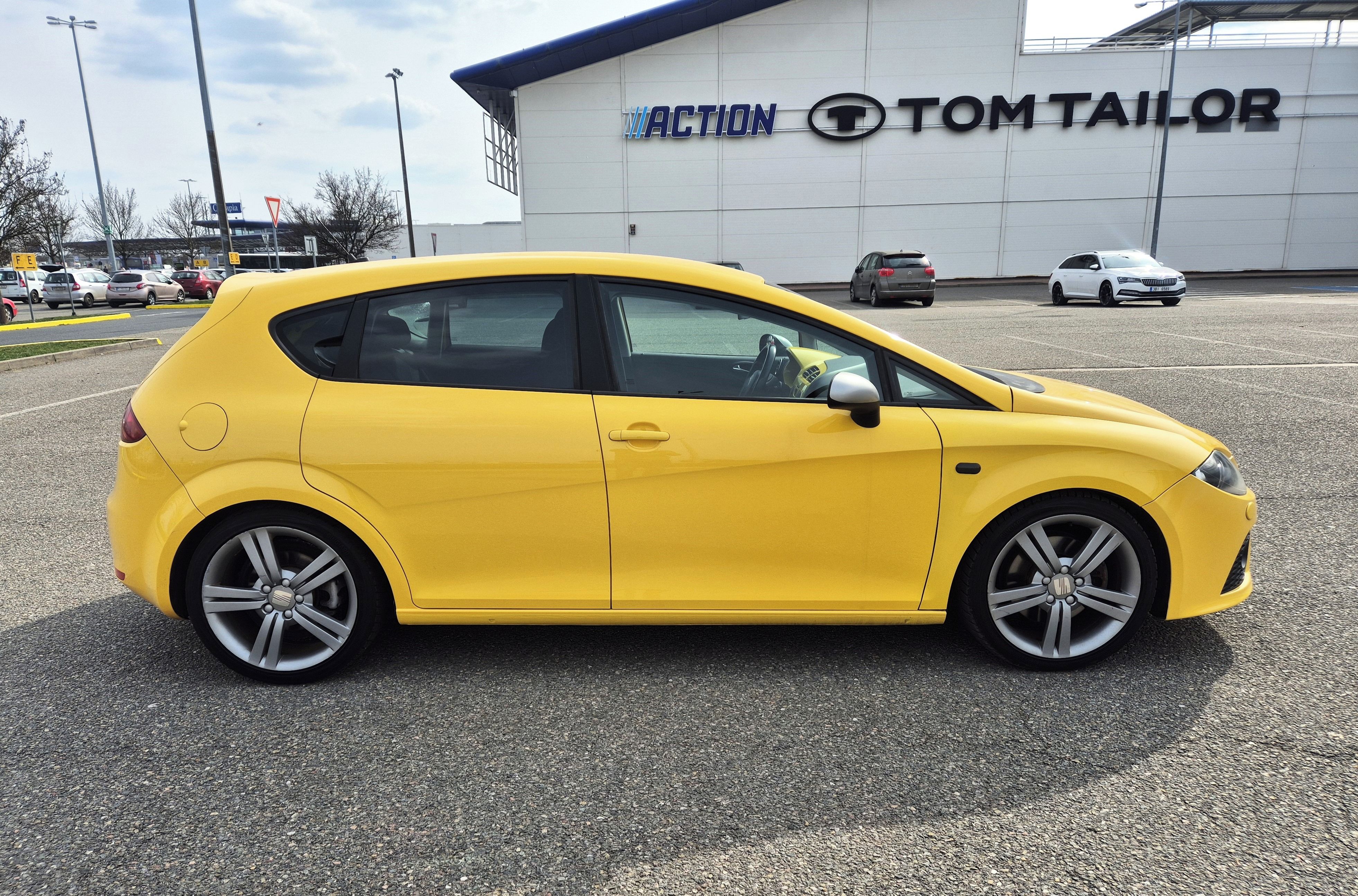Seat Leon, 2.0TFSI FR 200PS ALU 18 NAVIG - fotka 3