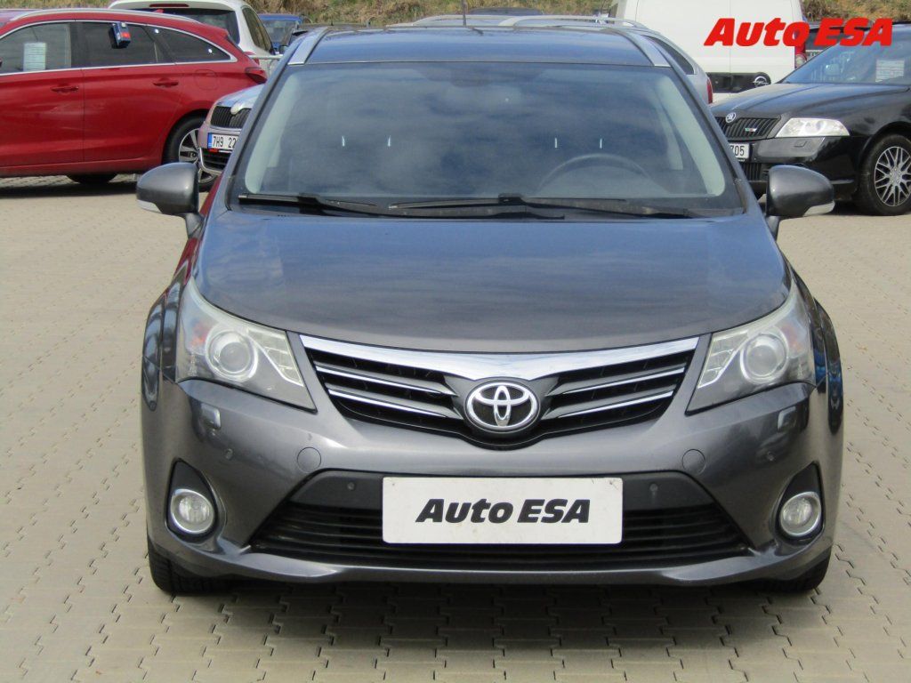 Toyota Avensis, 2.0 D4-D,1.maj,ČR,Bixen - fotka 2