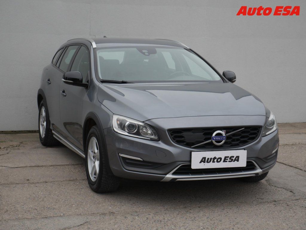 Volvo V60, 2.4 D4 Cross Country,AT