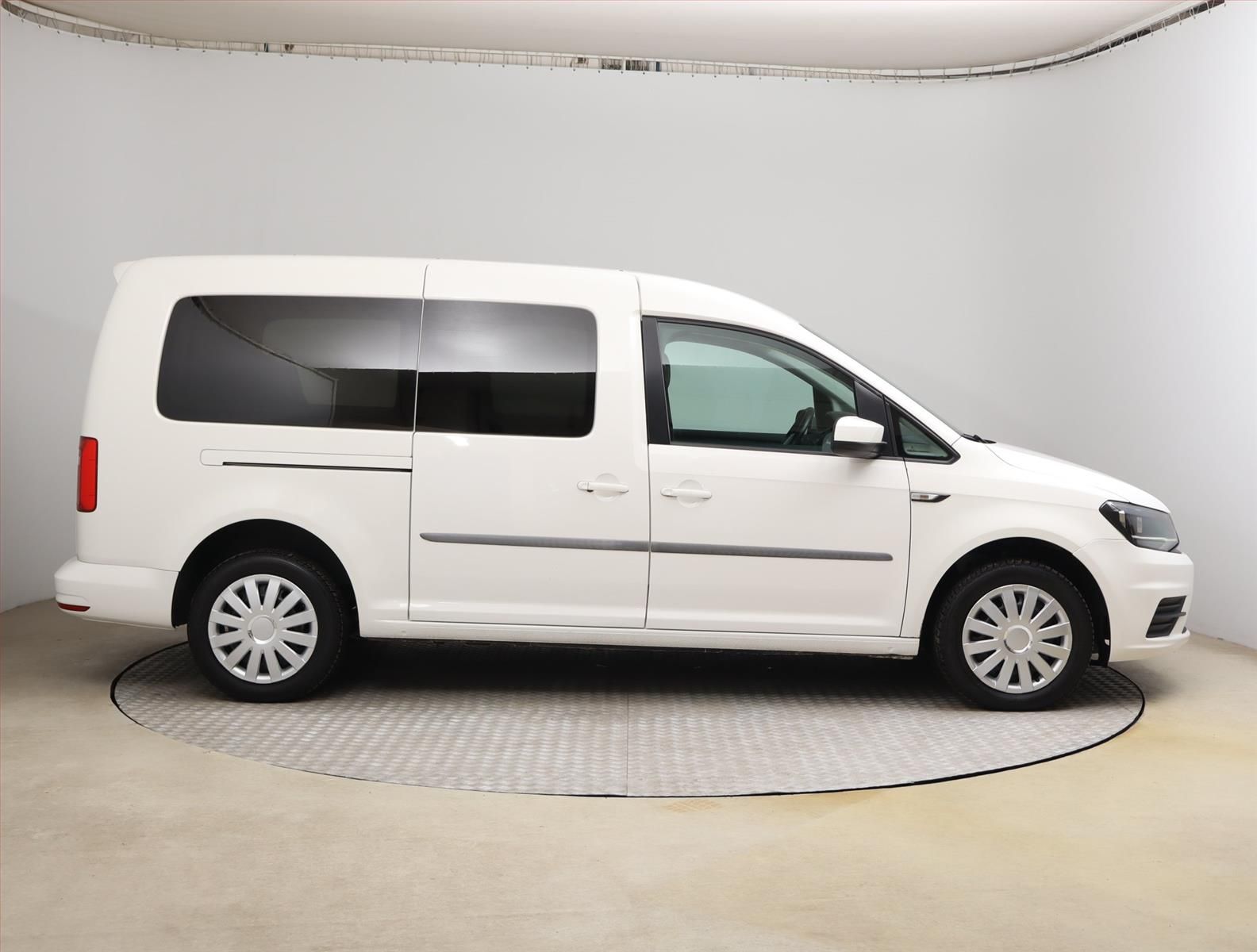 Volkswagen Caddy, Maxi 2.0 TDI, 7Míst, Klima - fotka 6