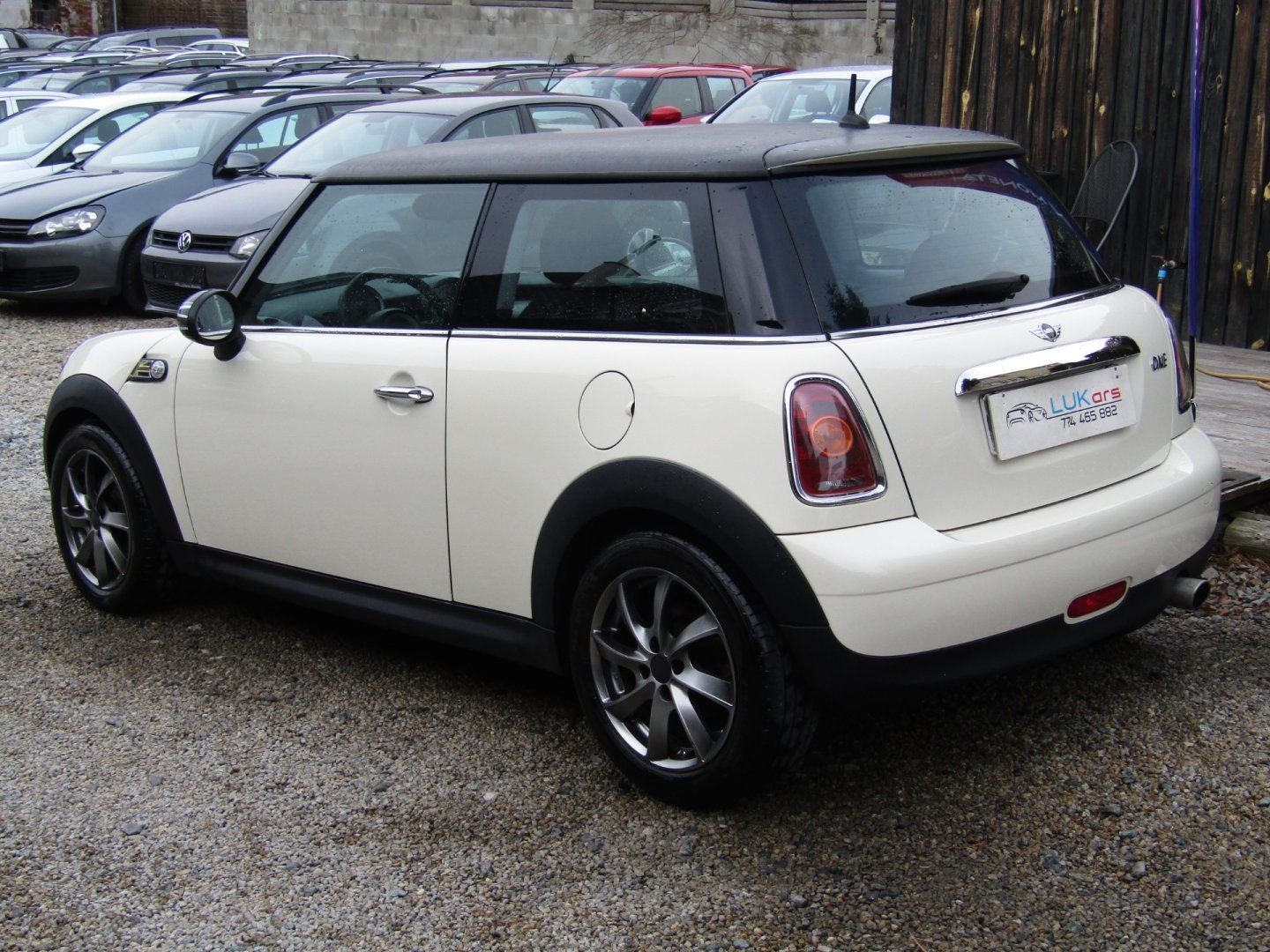 Mini One, 1.4 16v 55kW  NOVÁ SPOJKA - fotka 5