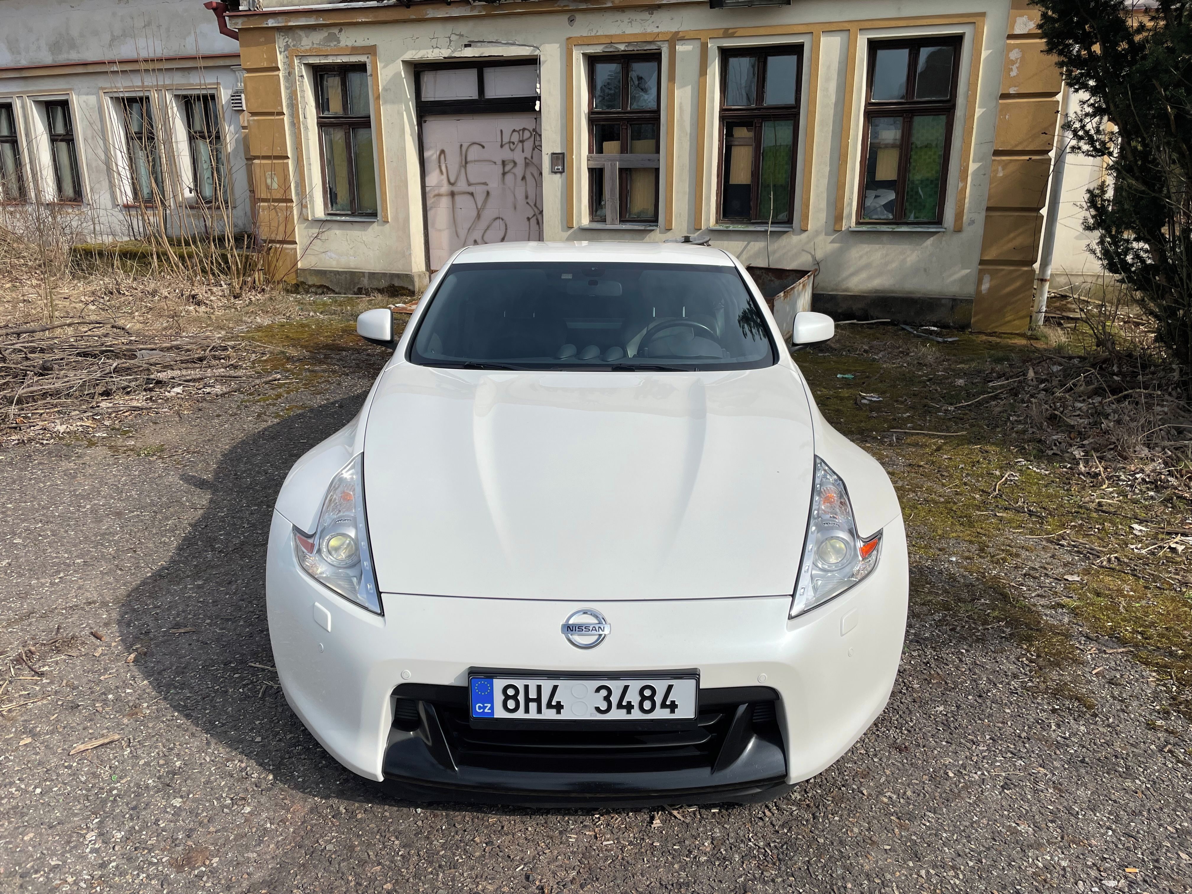 Nissan 370 Z, 3,7 GT EDITION - fotka 3