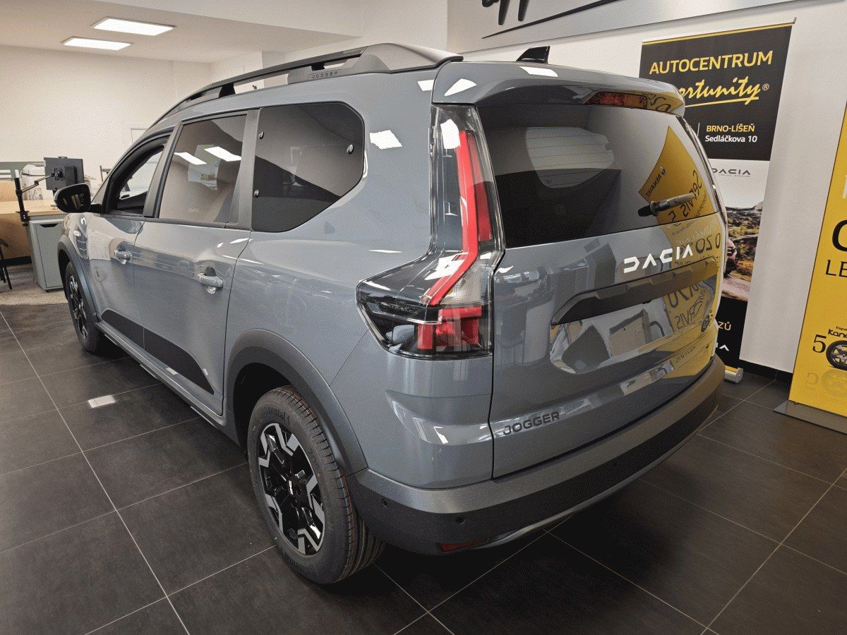 Dacia Jogger, Journey TCe 110 7 míst - fotka 2