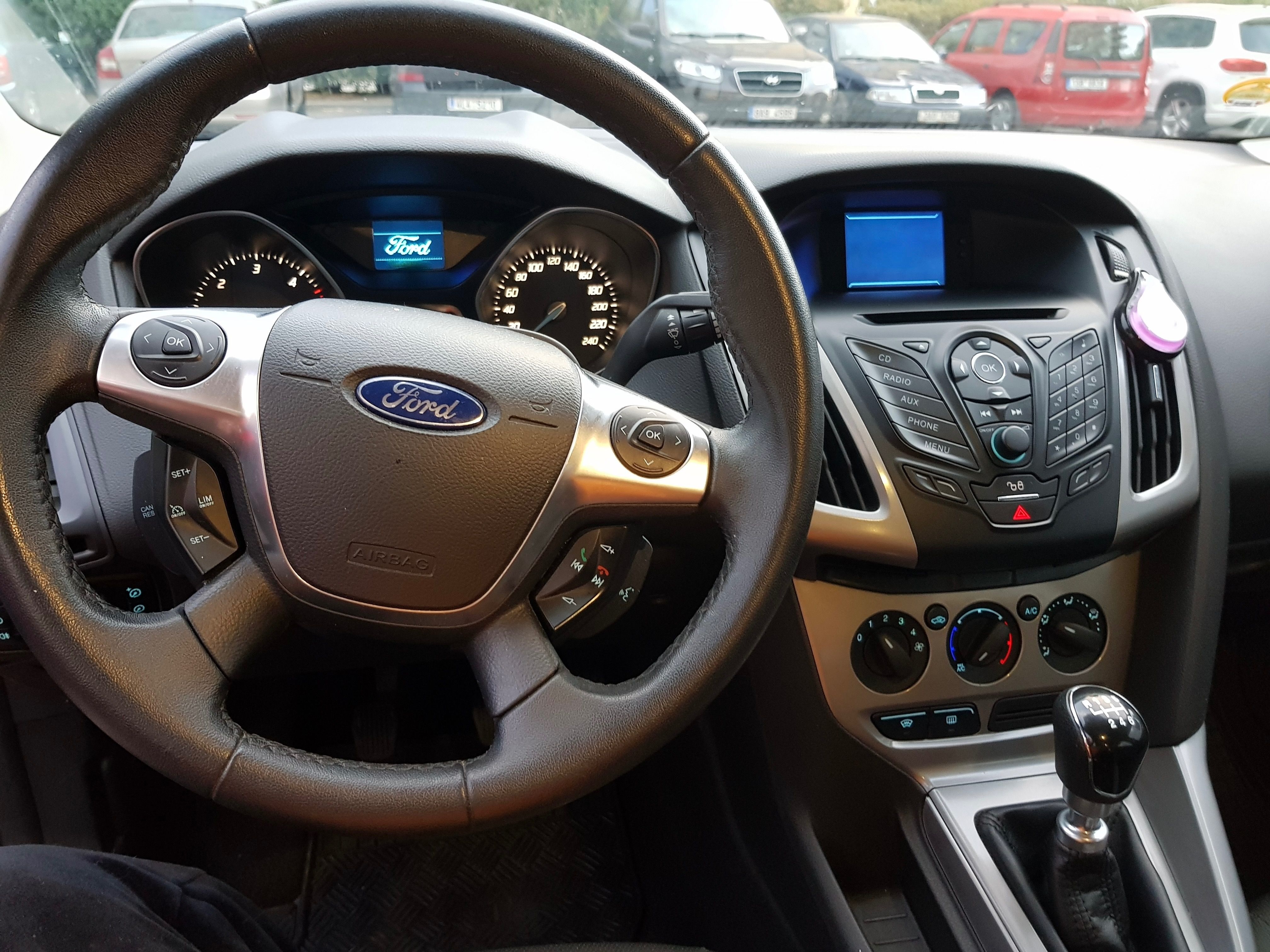 Ford Focus, 1.6 TDCi - fotka 6