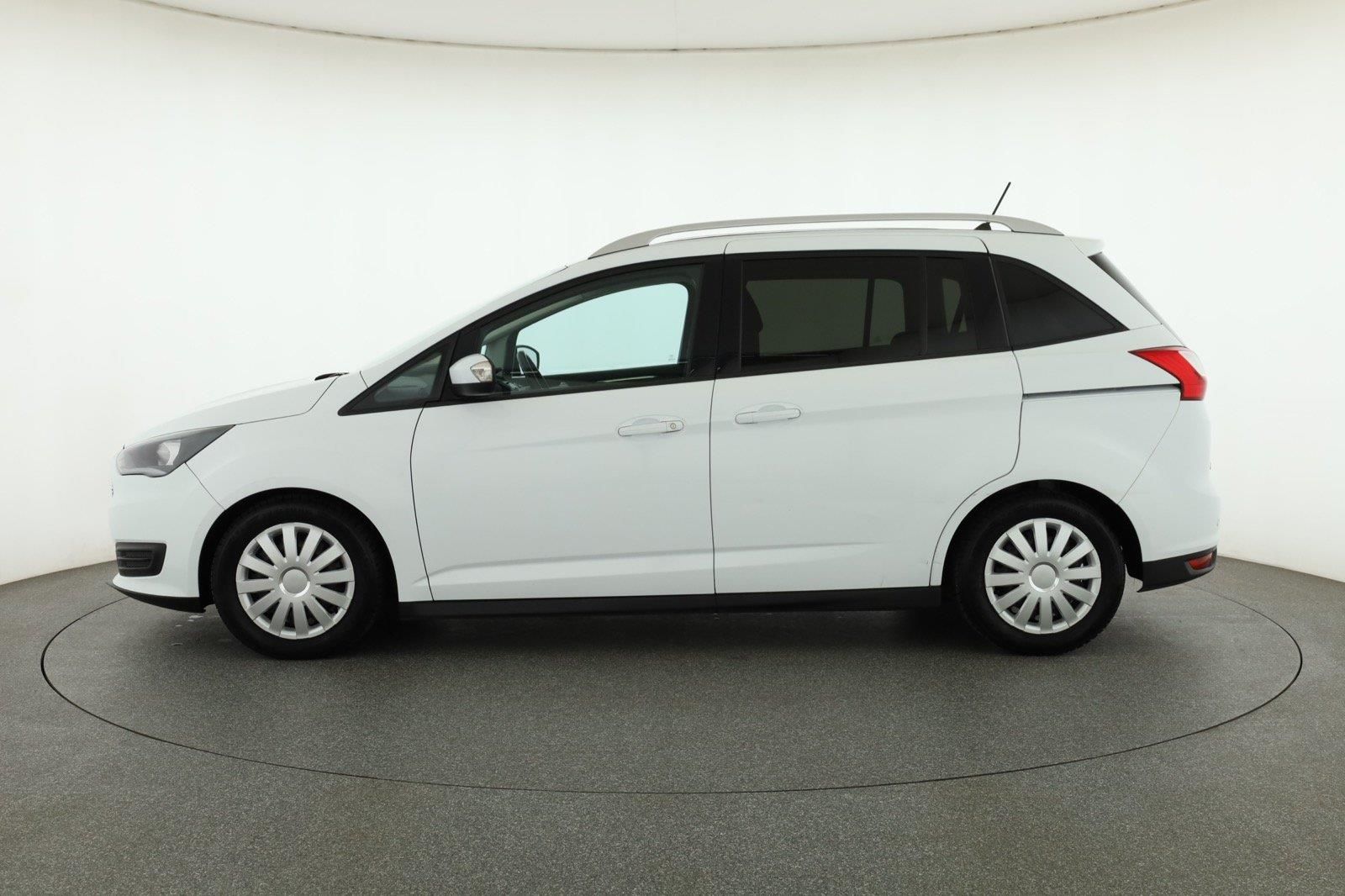 Ford Grand C-MAX, 1.5 TDCi, Automat, 7 míst - fotka 3