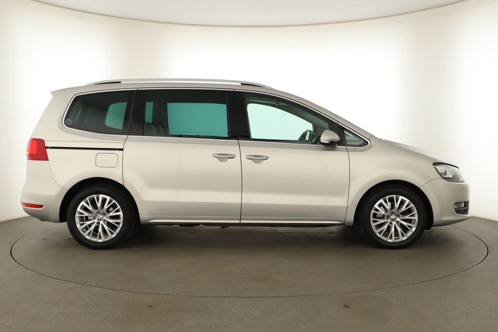 Volkswagen Sharan, 2.0 TSI, Automat, Kůže, Navi - fotka 6