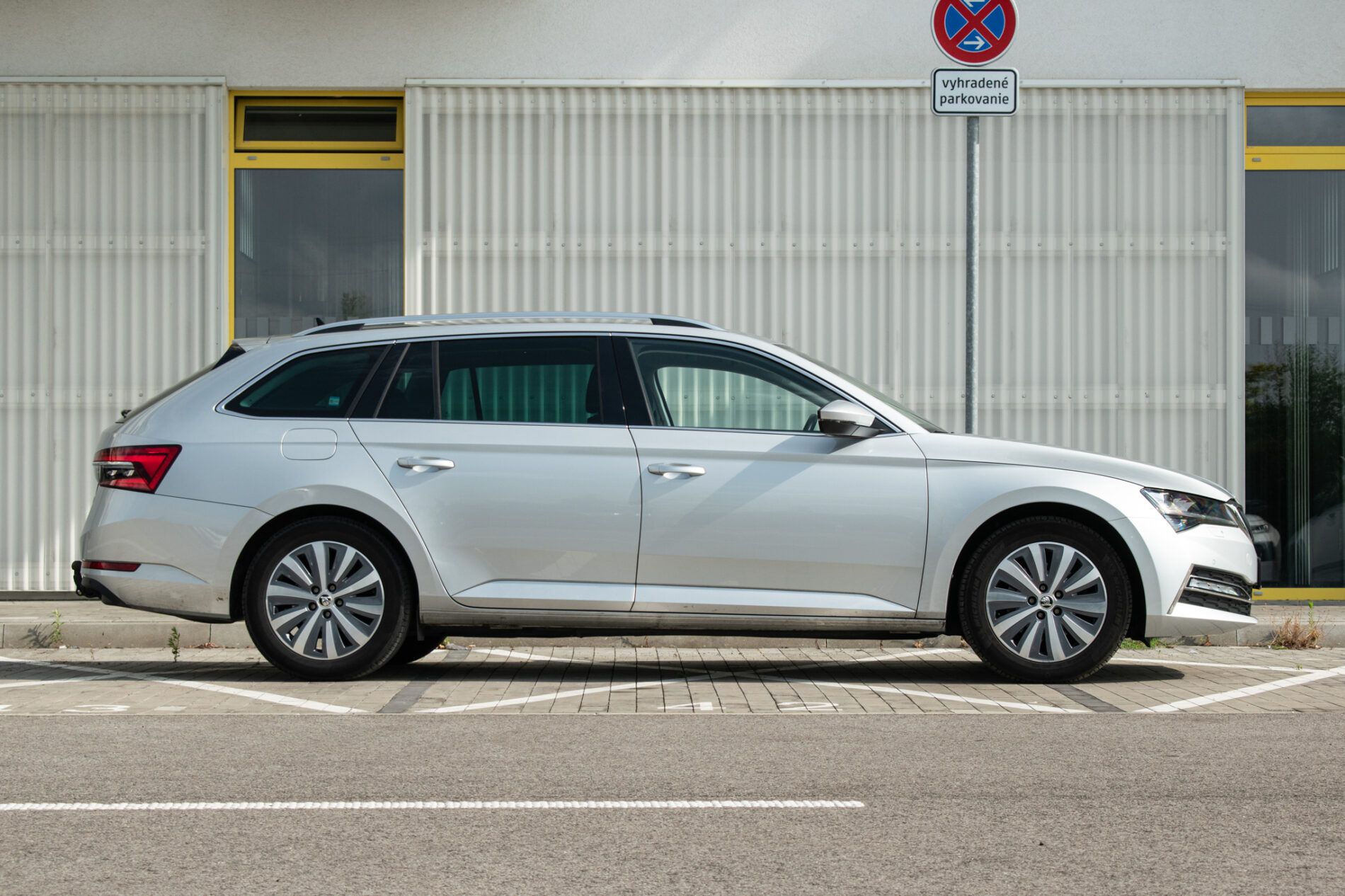 Škoda, Superb Combi - fotka 4