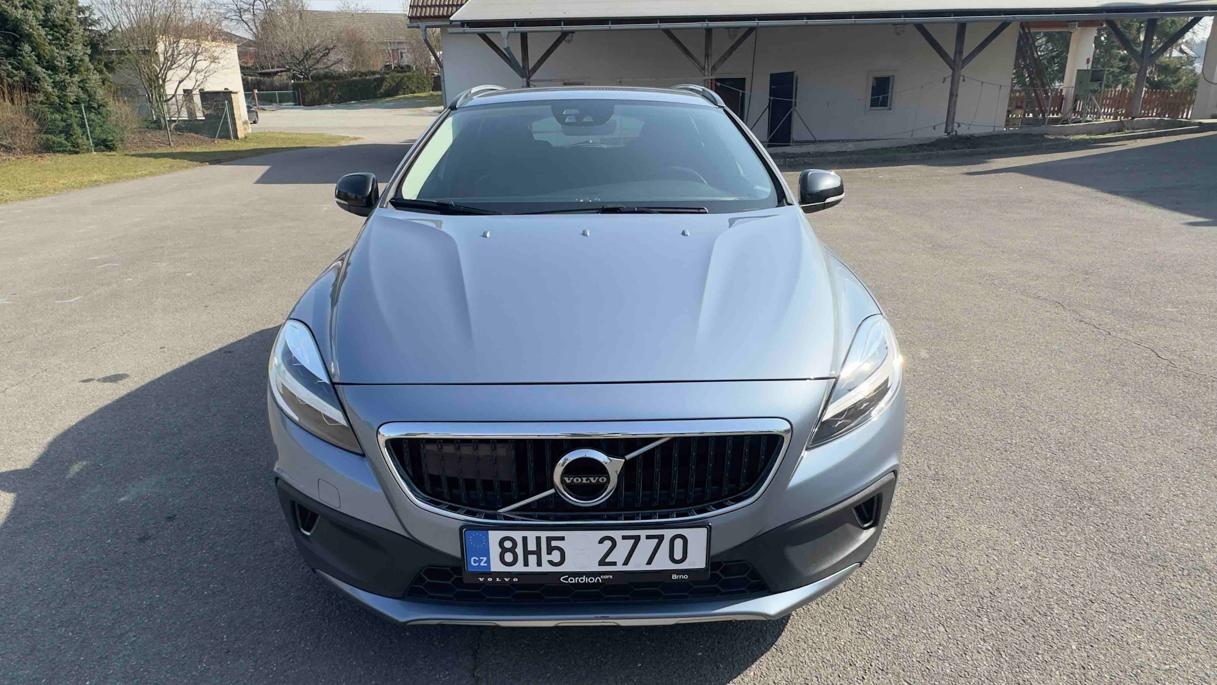 Volvo V40, CROSS COUNTRY D2 BLACK EDITION - fotka 3