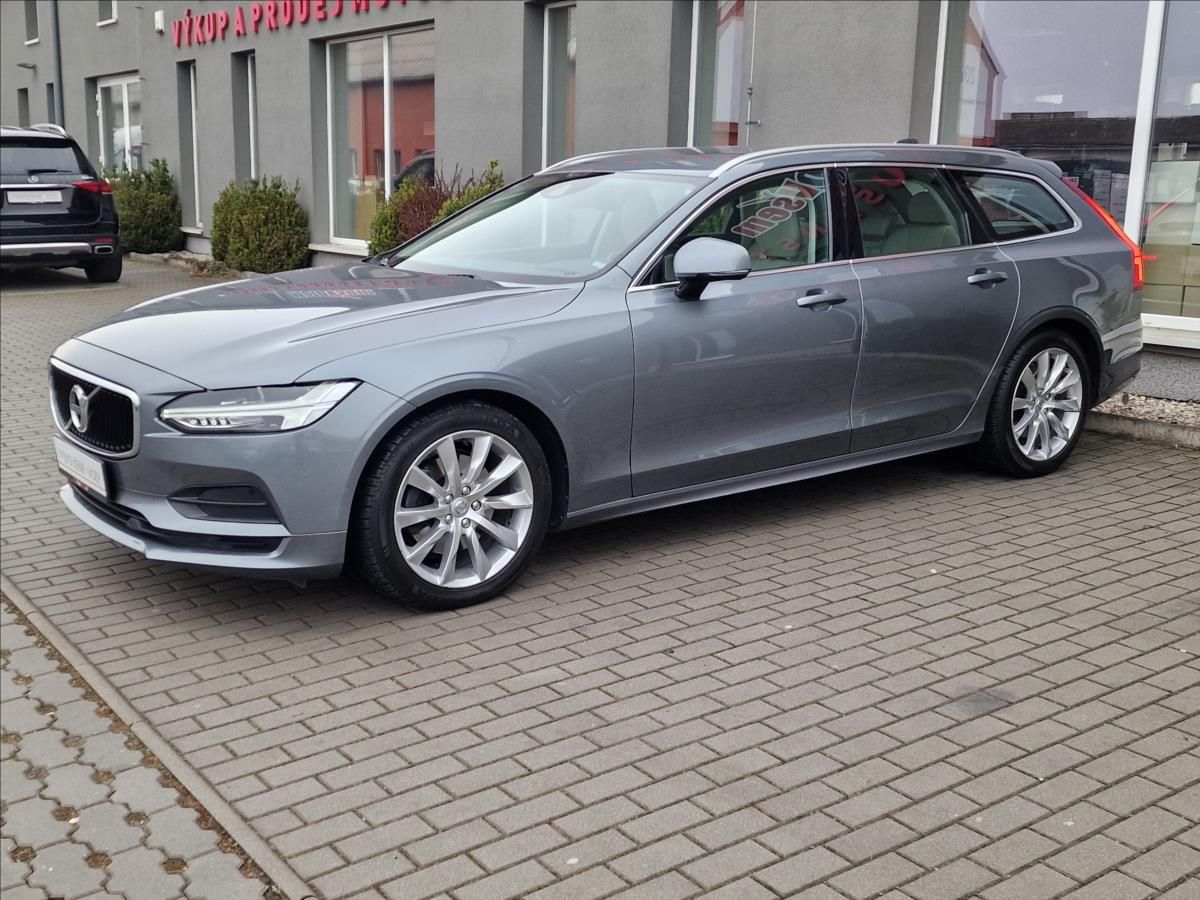 Volvo V90, 2.0 D4 Momentum Pro,ČR,1.Maj. - fotka 6