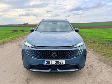 Peugeot 5008 ALLURE v záruce
