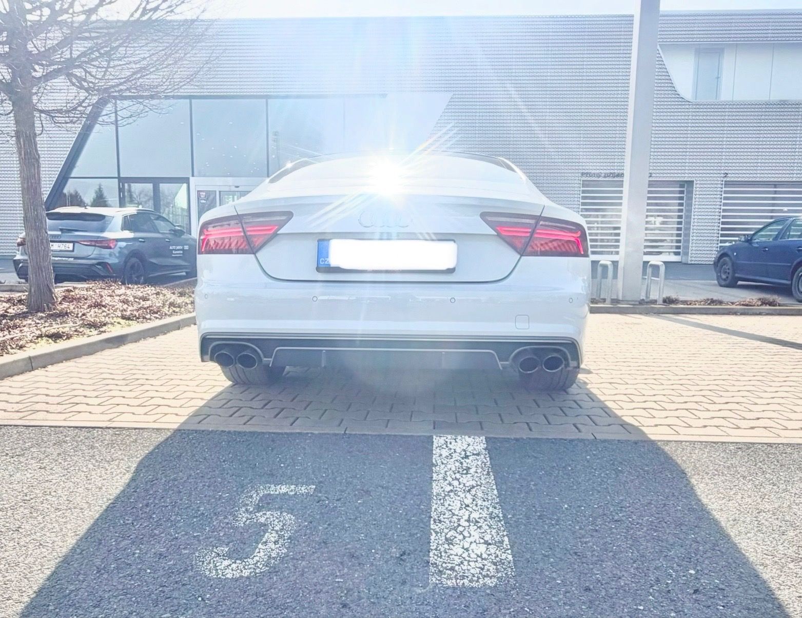 Audi S7, HUD, masáž, 360*, softclose - fotka 6