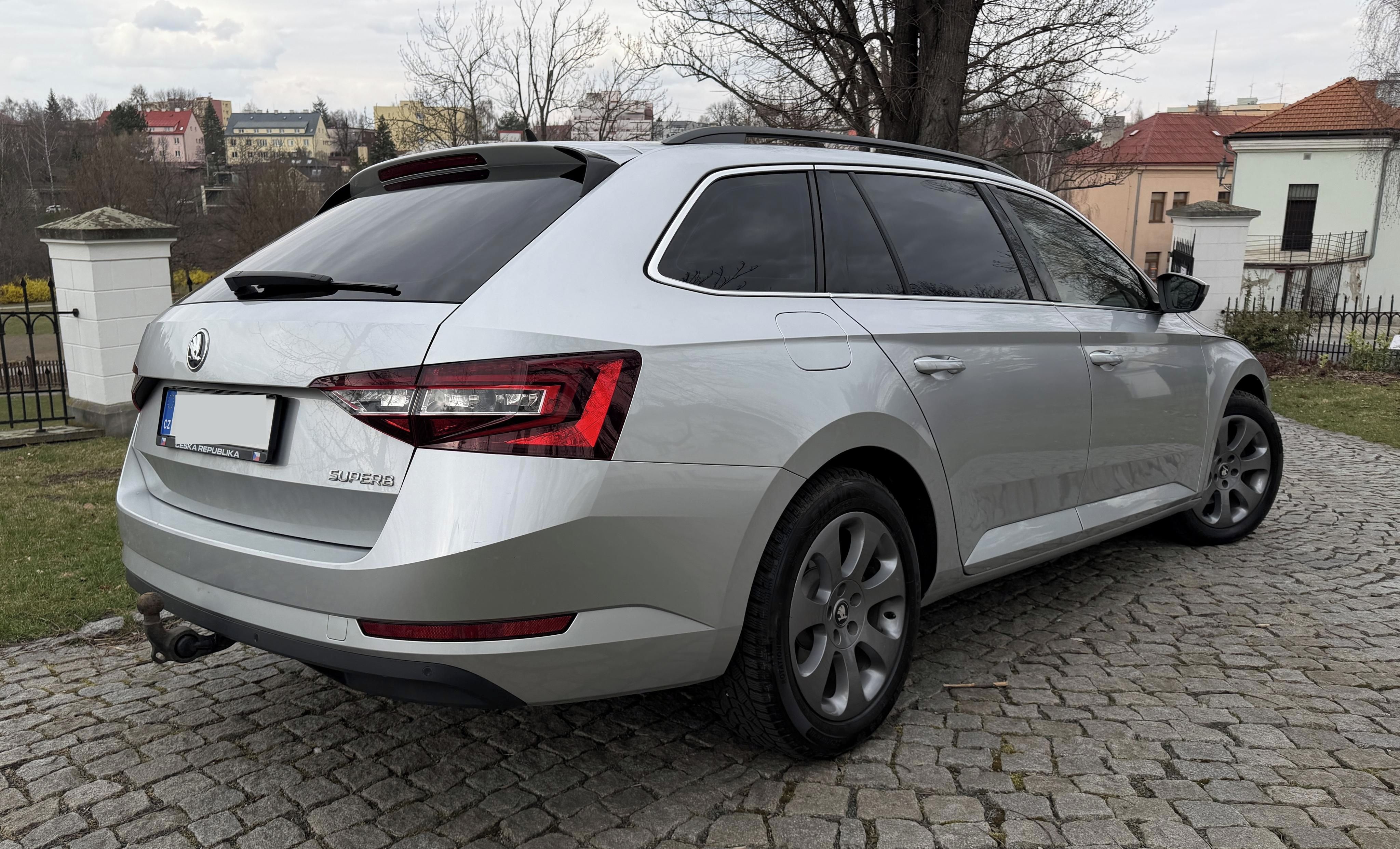 Škoda Superb, III 2.0 TDI DSG, Nové rozvody - fotka 4