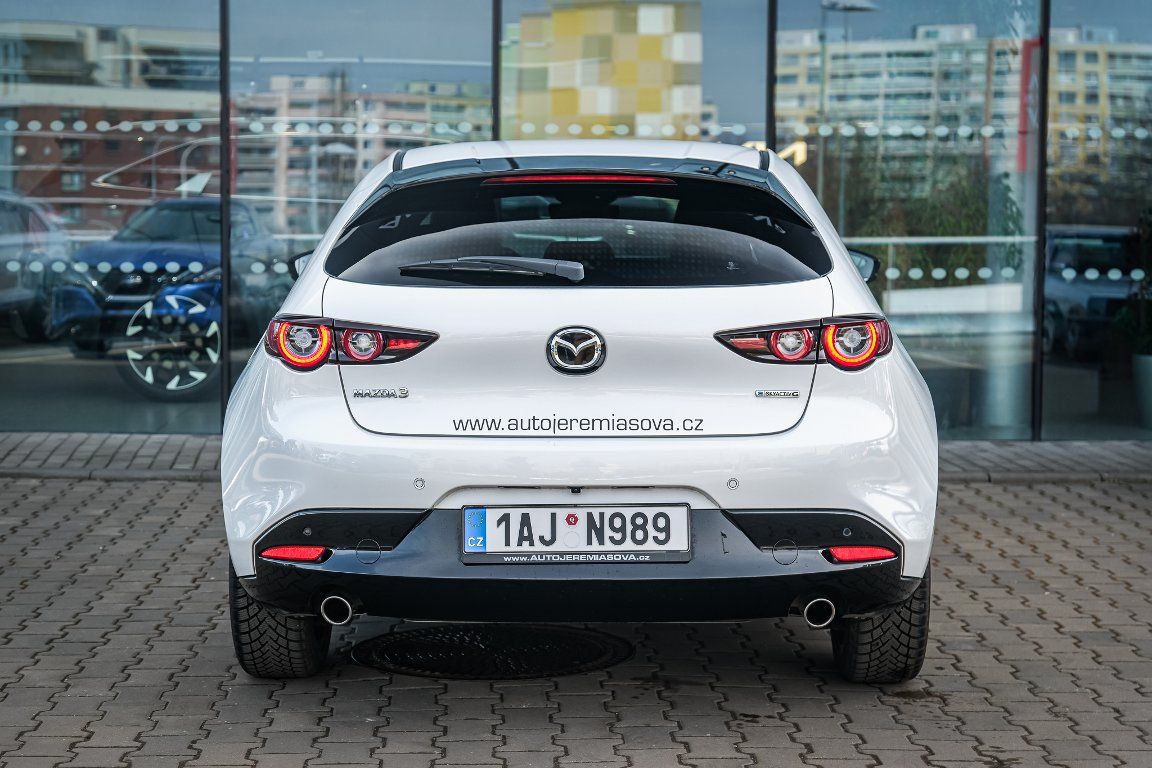 Mazda 3, 2.5 G140 6AT 4x2 Nagisa - fotka 4