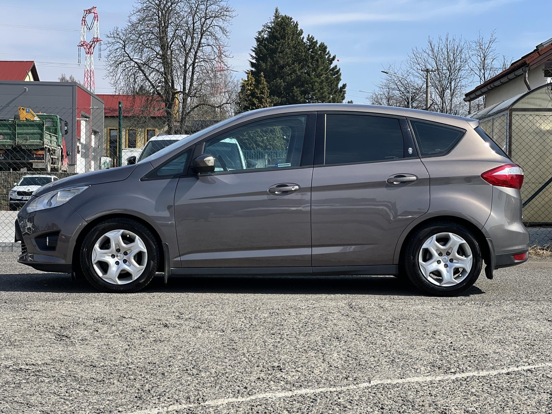 Ford C-MAX, Ghia 1.6TDCi KLIMA PŮVOD ČR - fotka 4