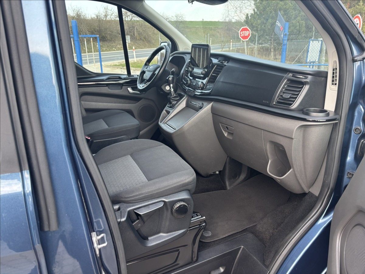 Ford Tourneo Custom, 2,0 L2H1 8 míst č.84. - fotka 5