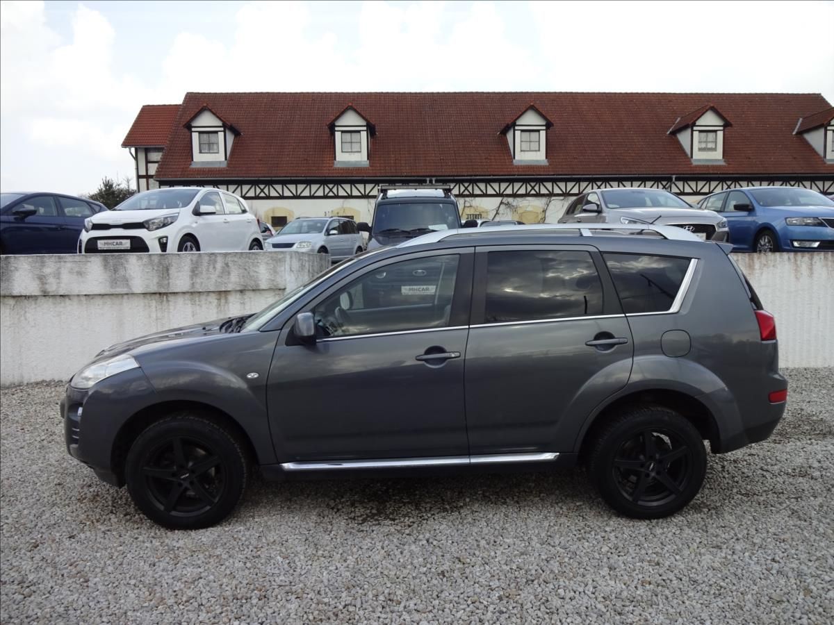 Peugeot 4007, 2,2 HDI 115kW 4x4 - fotka 4