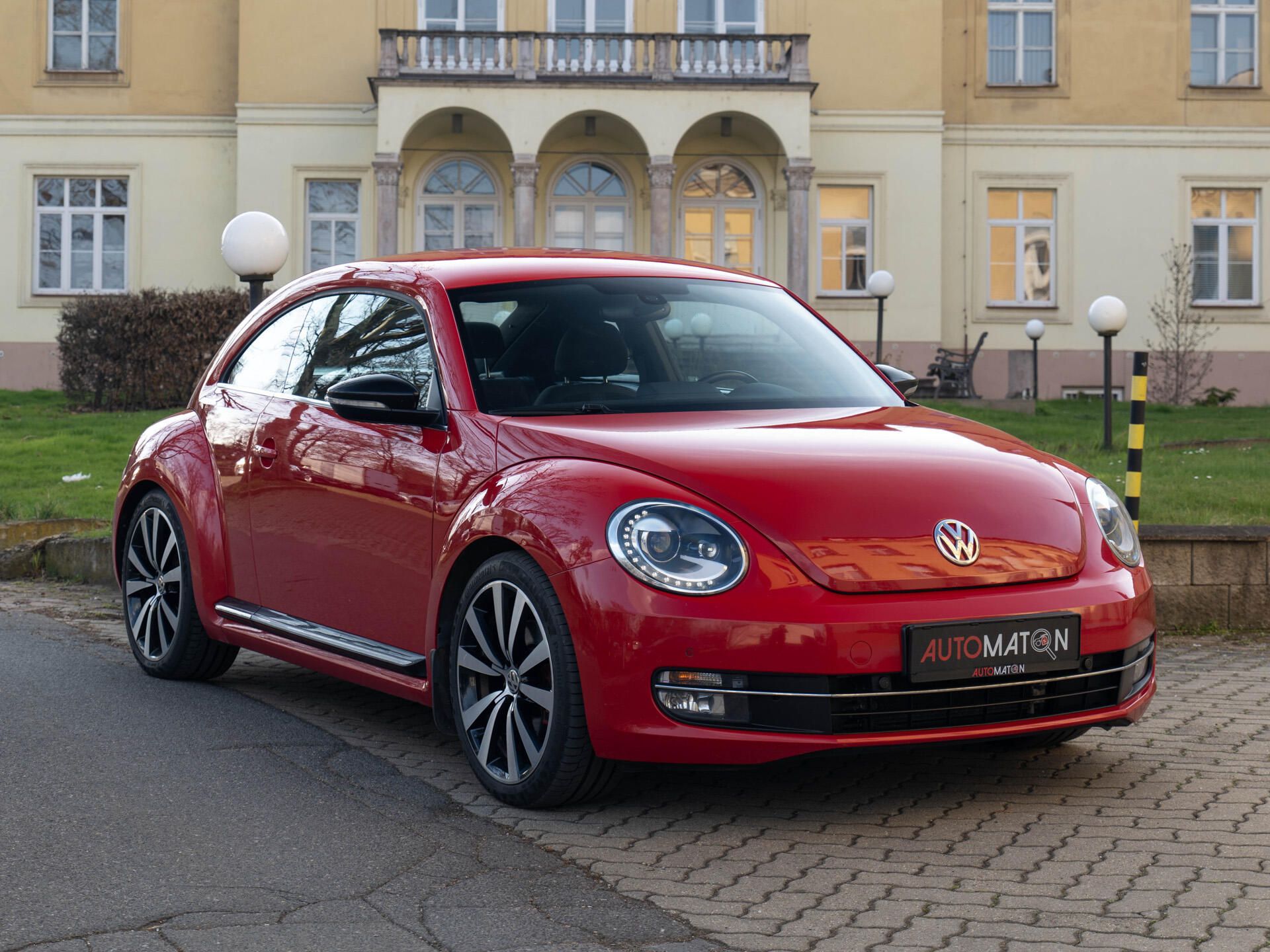 Volkswagen Beetle, 2.0 TFSI 147 kW DSG Fender - fotka 2
