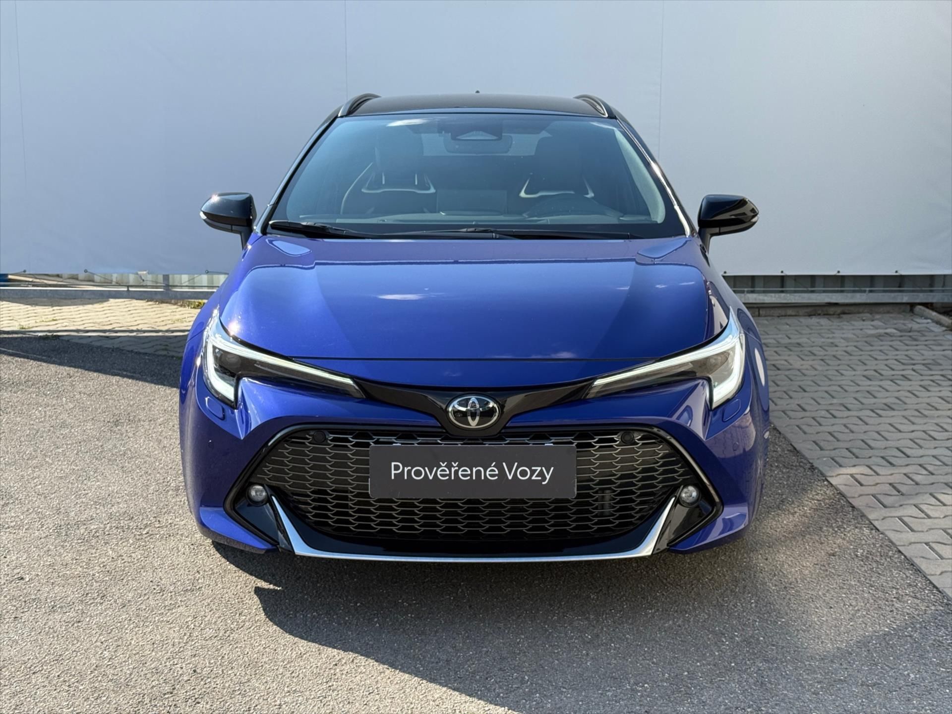 Toyota Corolla, 1,8 GR sport, Hybrid - fotka 2