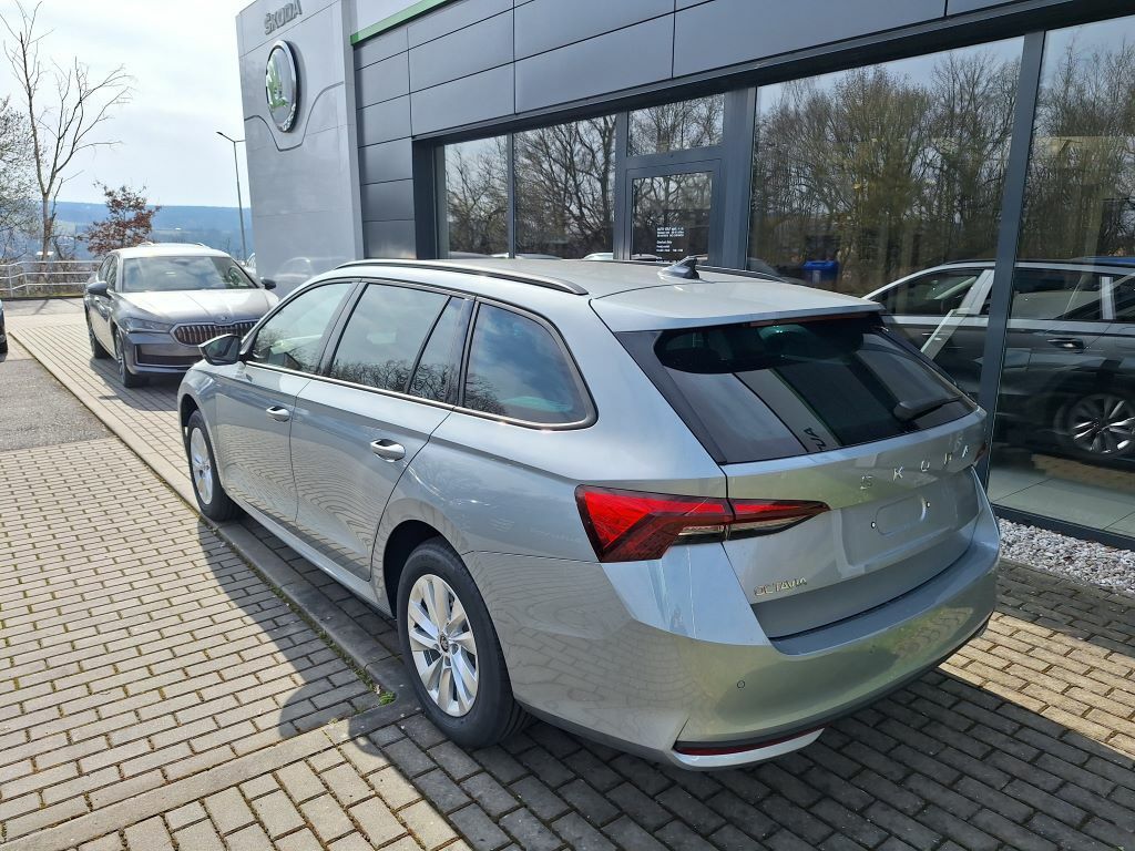 Škoda Octavia, 130LET 2,0TDI 85kW - fotka 5