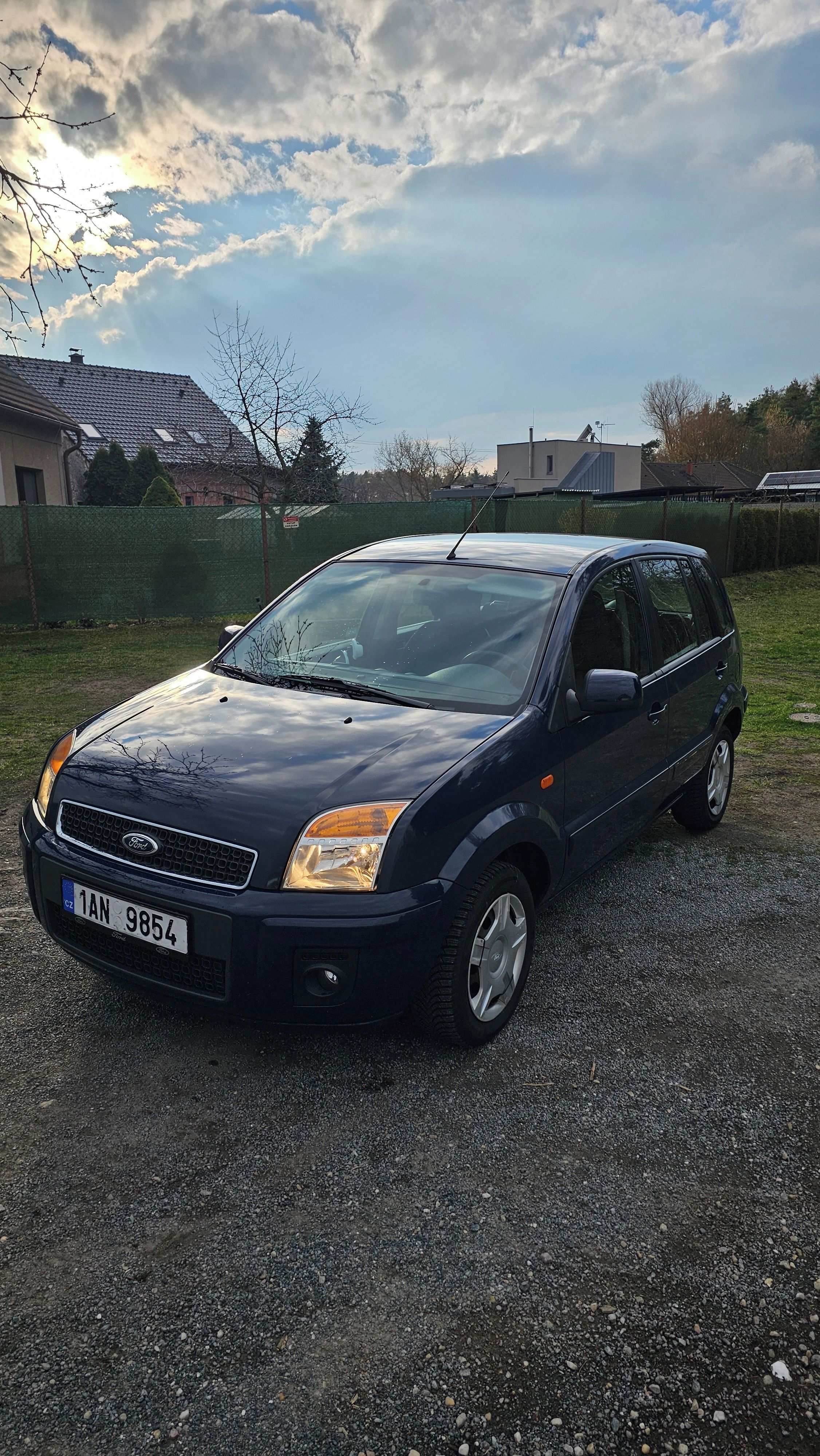 Ford Fusion, 1.4 Duratec - fotka 2