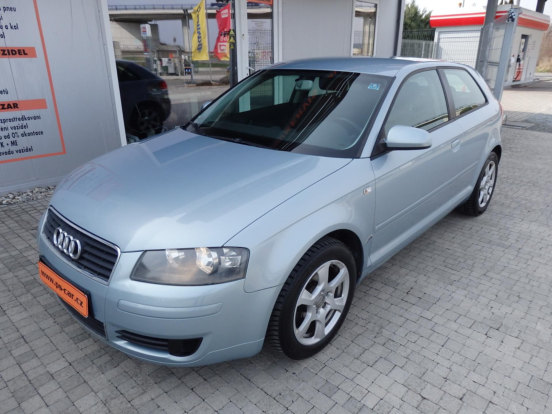 Audi A3, 1.6i DIGI. KLIMA, ESP - fotka 2
