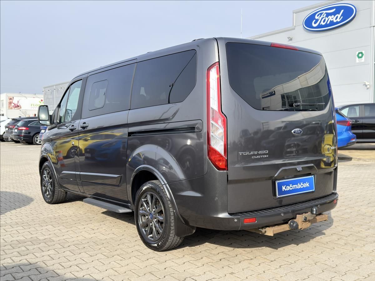 Ford Tourneo Custom, 2,0 EcoBlue 136kW Titanium X L - fotka 3