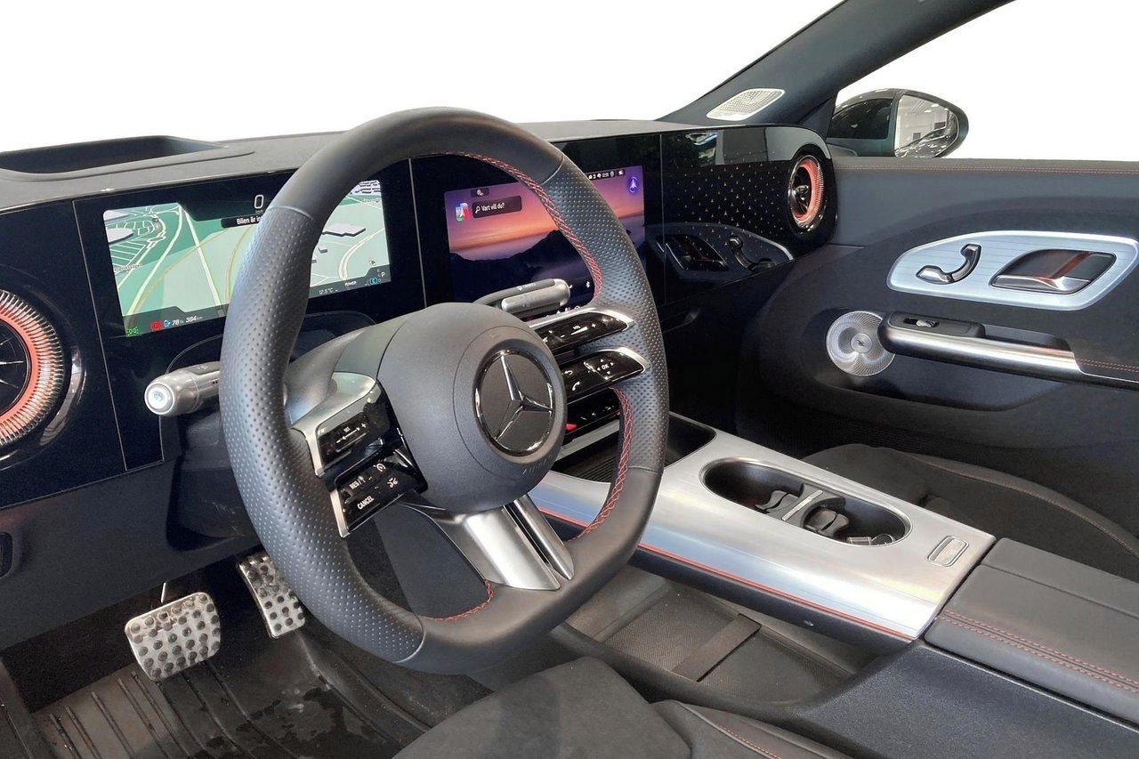 Mercedes-Benz CLA, 250+ AMG Premium+ HuD Burm 360 - fotka 6