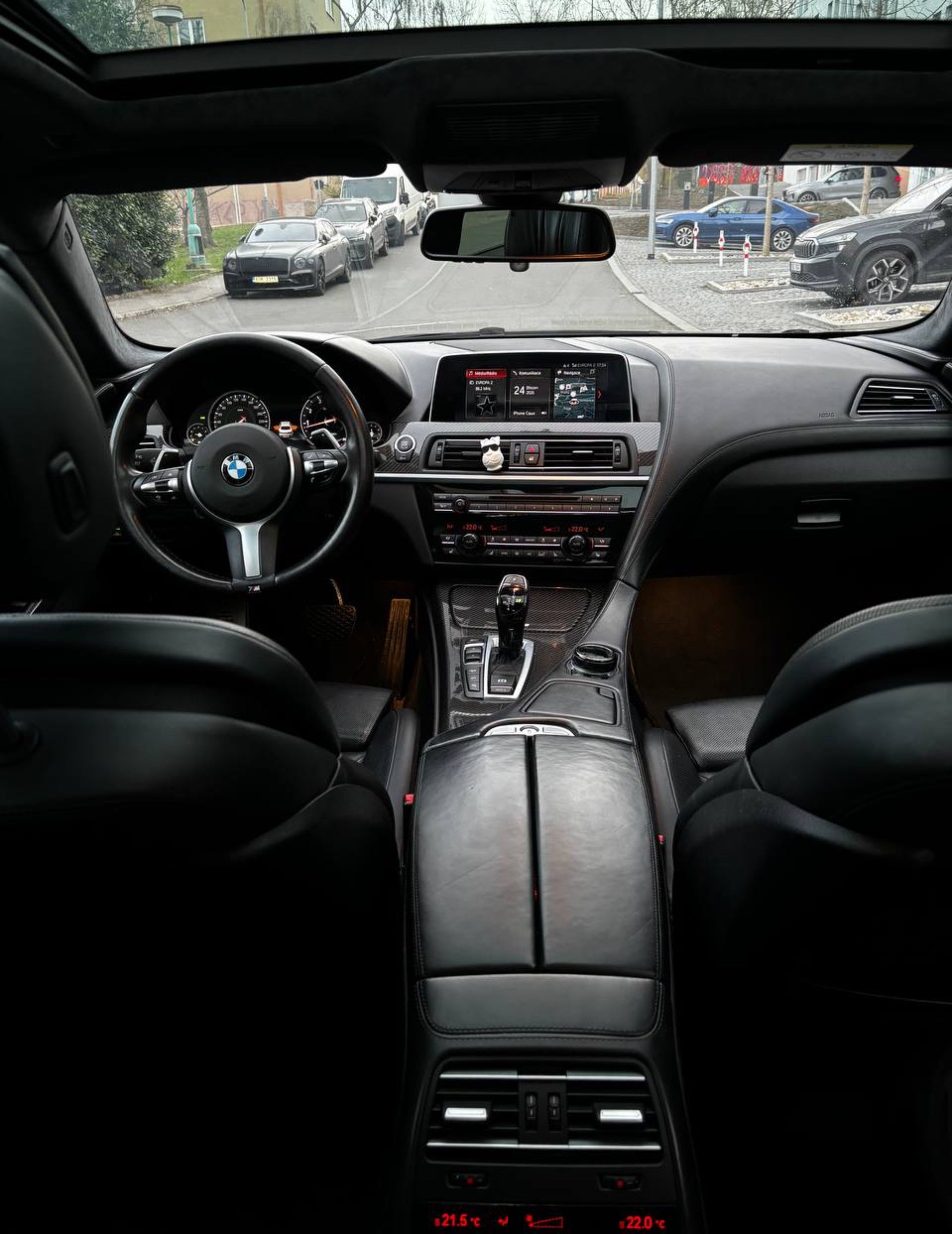BMW Řada 6, SLEVA 50k DNES!! BMW 650i V8 - fotka 4