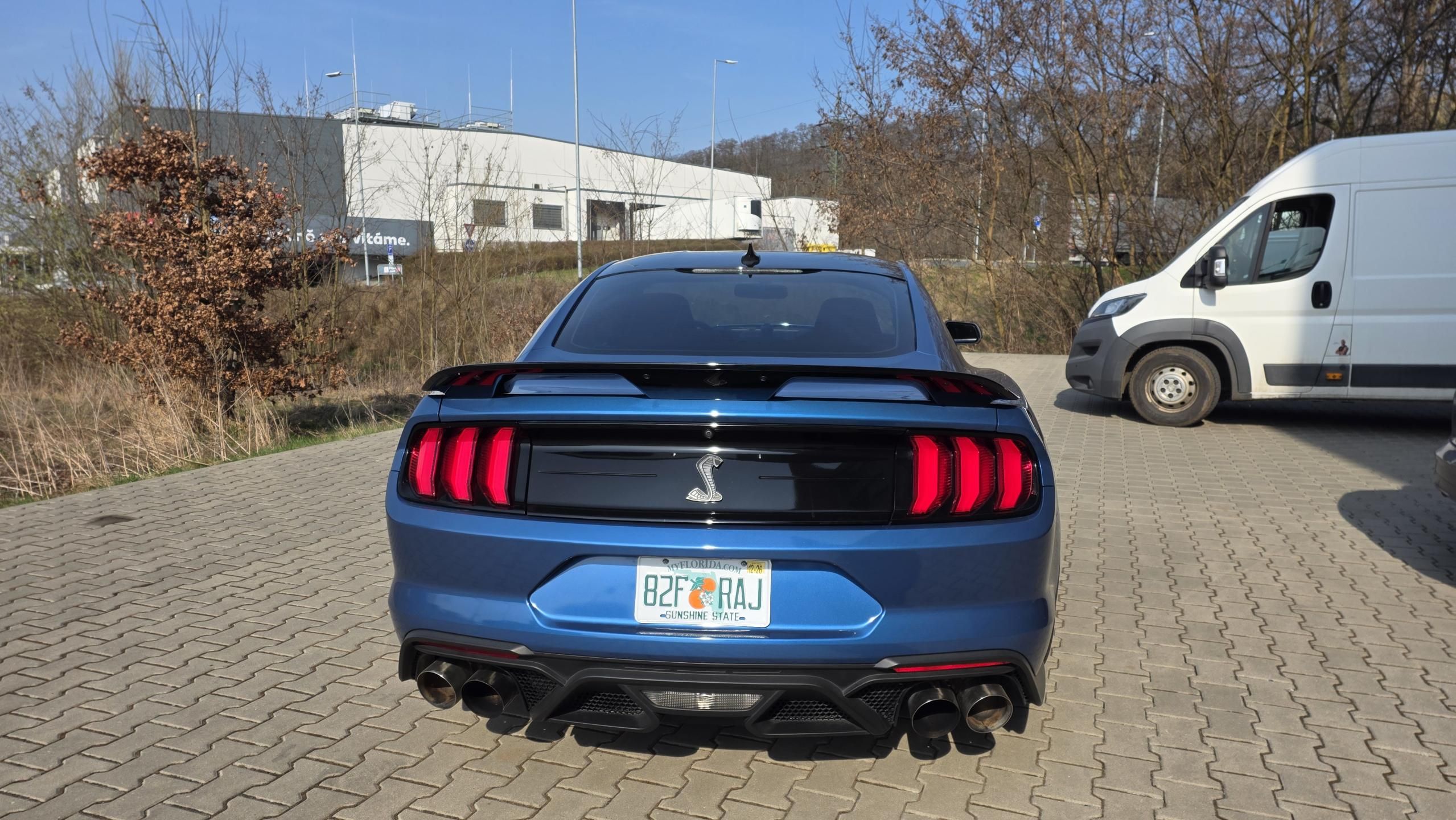 Ford Mustang, SHELBY GT500 AUT RECARO CARBON - fotka 5