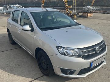 0,9Tce 66kW 22 600km