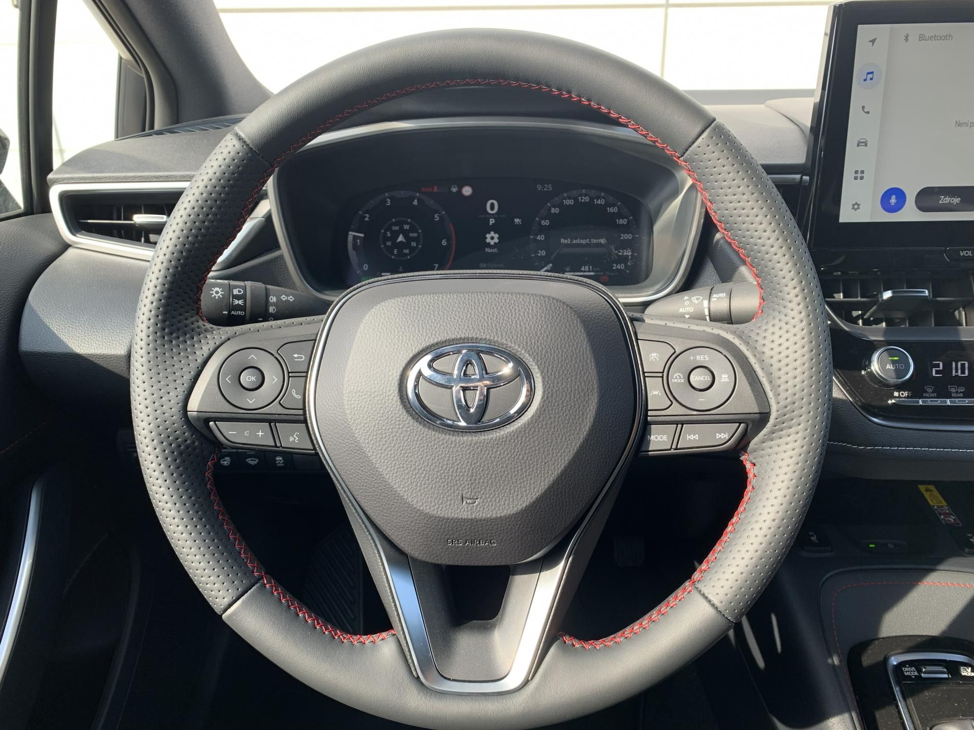 Toyota Corolla, SD 1.8 HEV AT GR SPORT - fotka 5