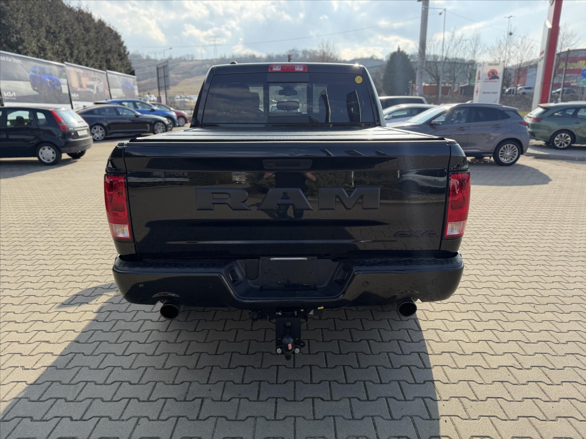 RAM 1500, 5,7 V8 HEMI LPG, DPH, 1MAJ, ČR - fotka 5