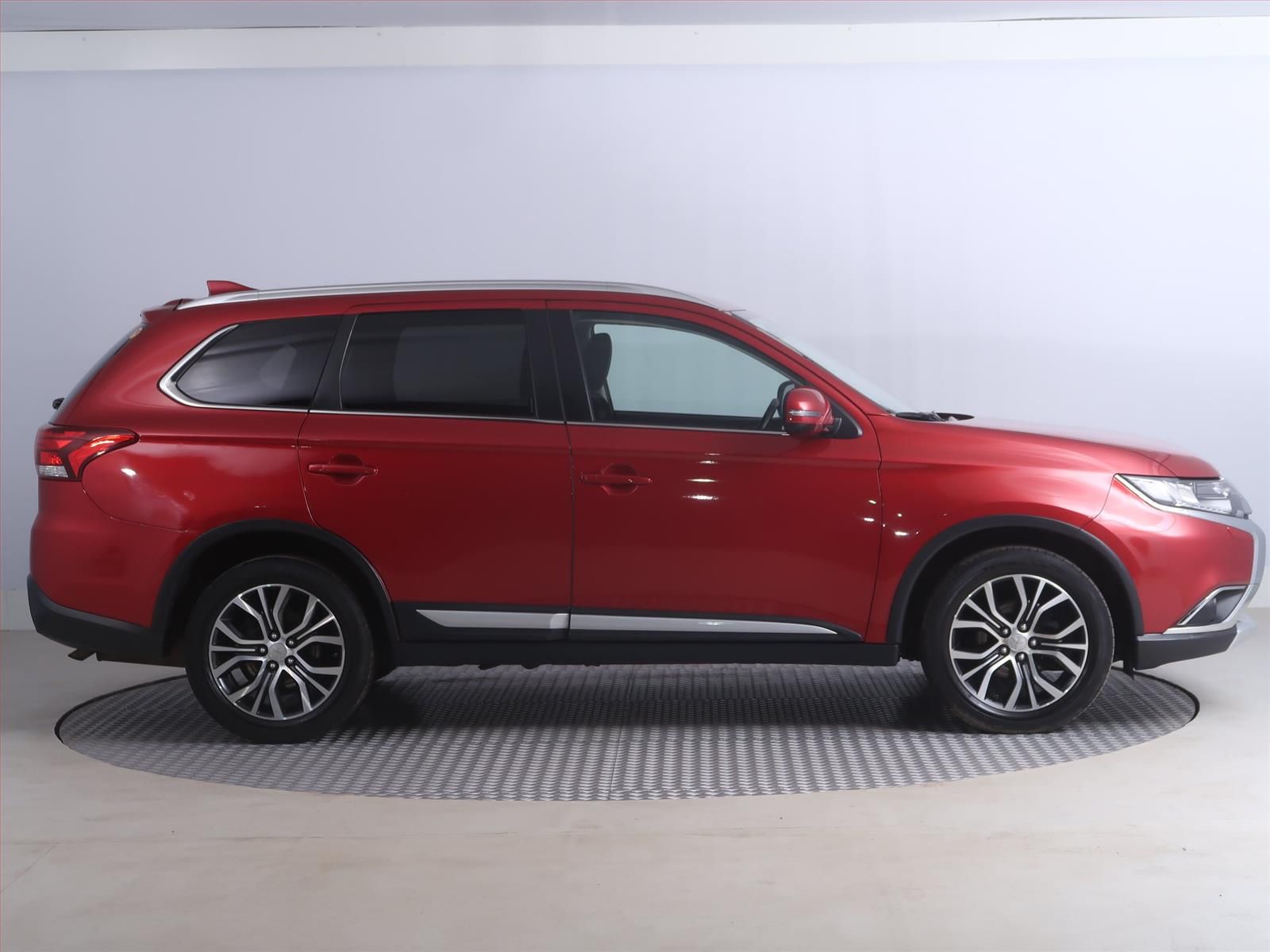 Mitsubishi Outlander, 2.0, Intense, LPG, 4X4 - fotka 6