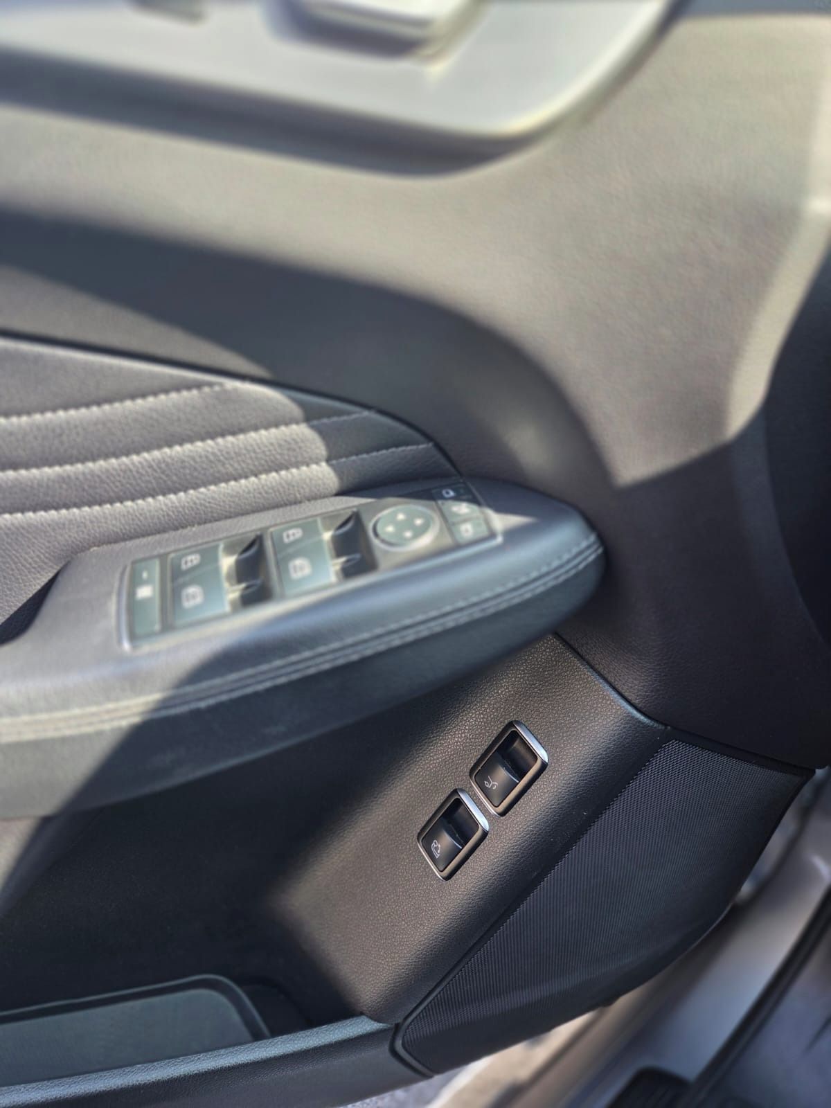 Mercedes-Benz GLE, 250 D - fotka 2
