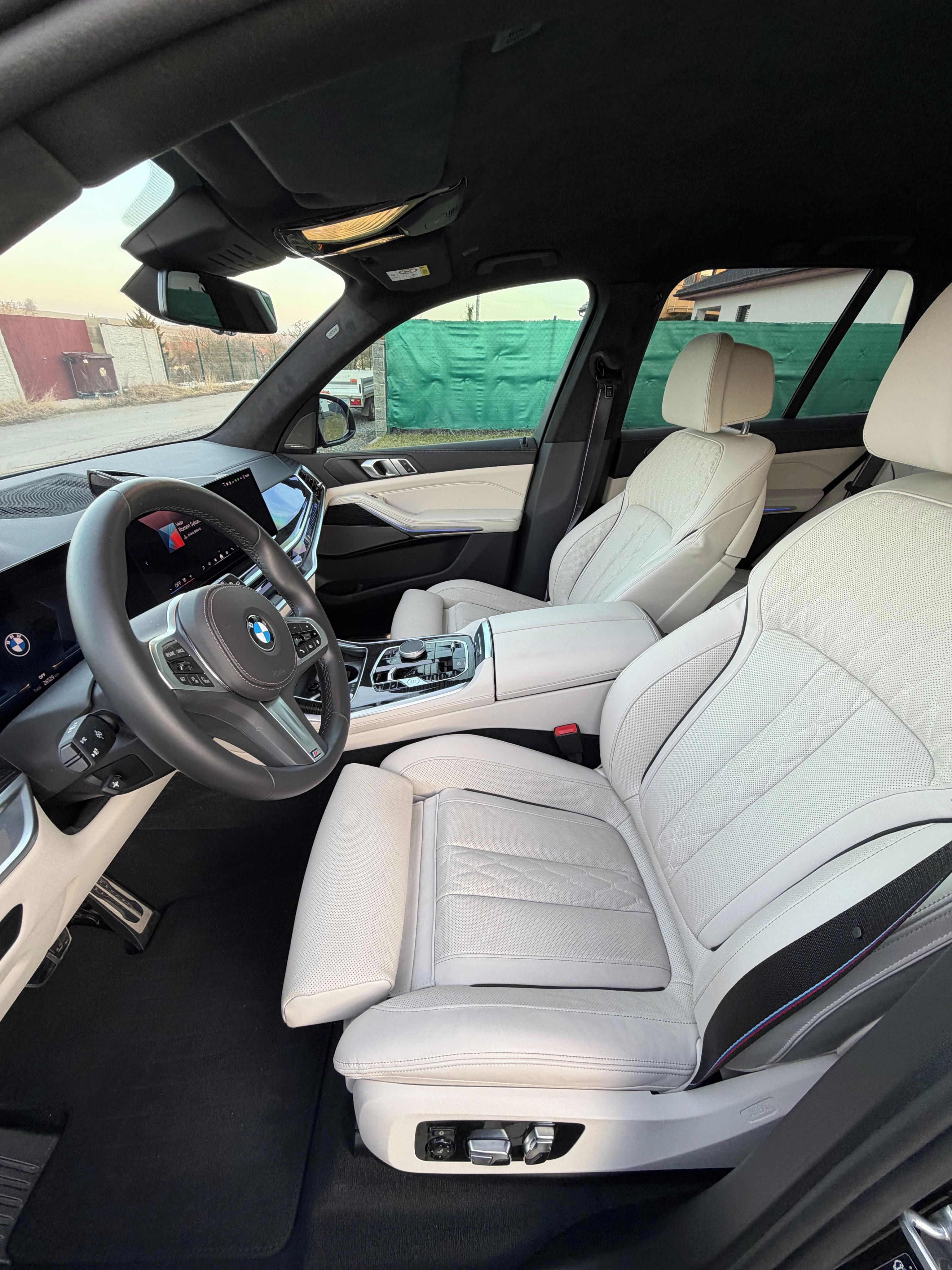 BMW X5, BMW X5 xDrive40i - fotka 4