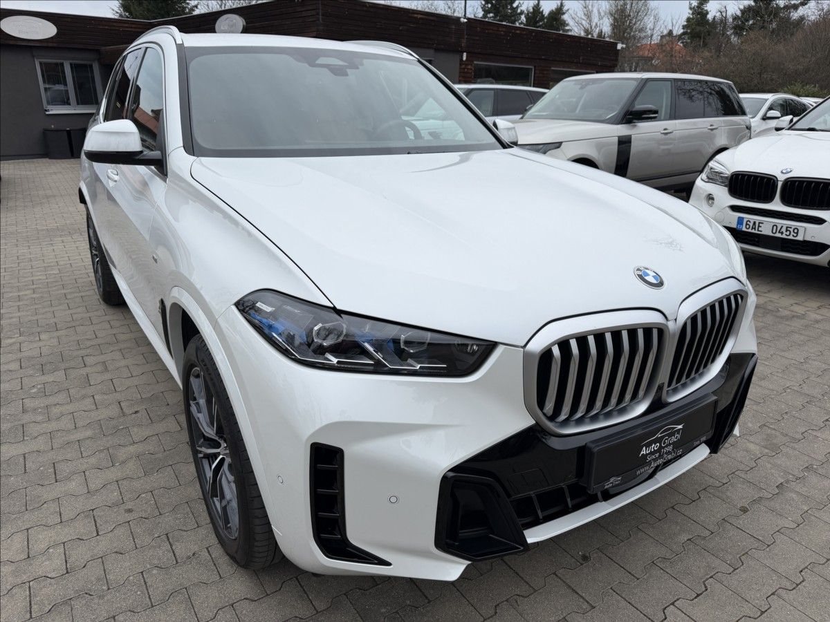 BMW X5, 30d Msport Xdrive - fotka 3