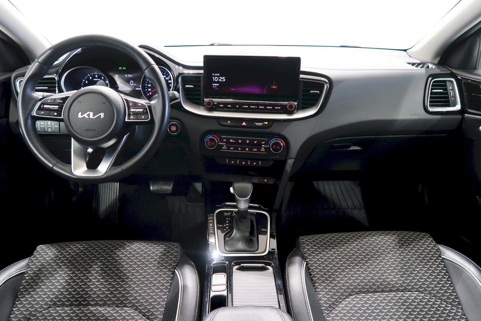 Kia XCee´d, 1.5 T-GDi - fotka 5